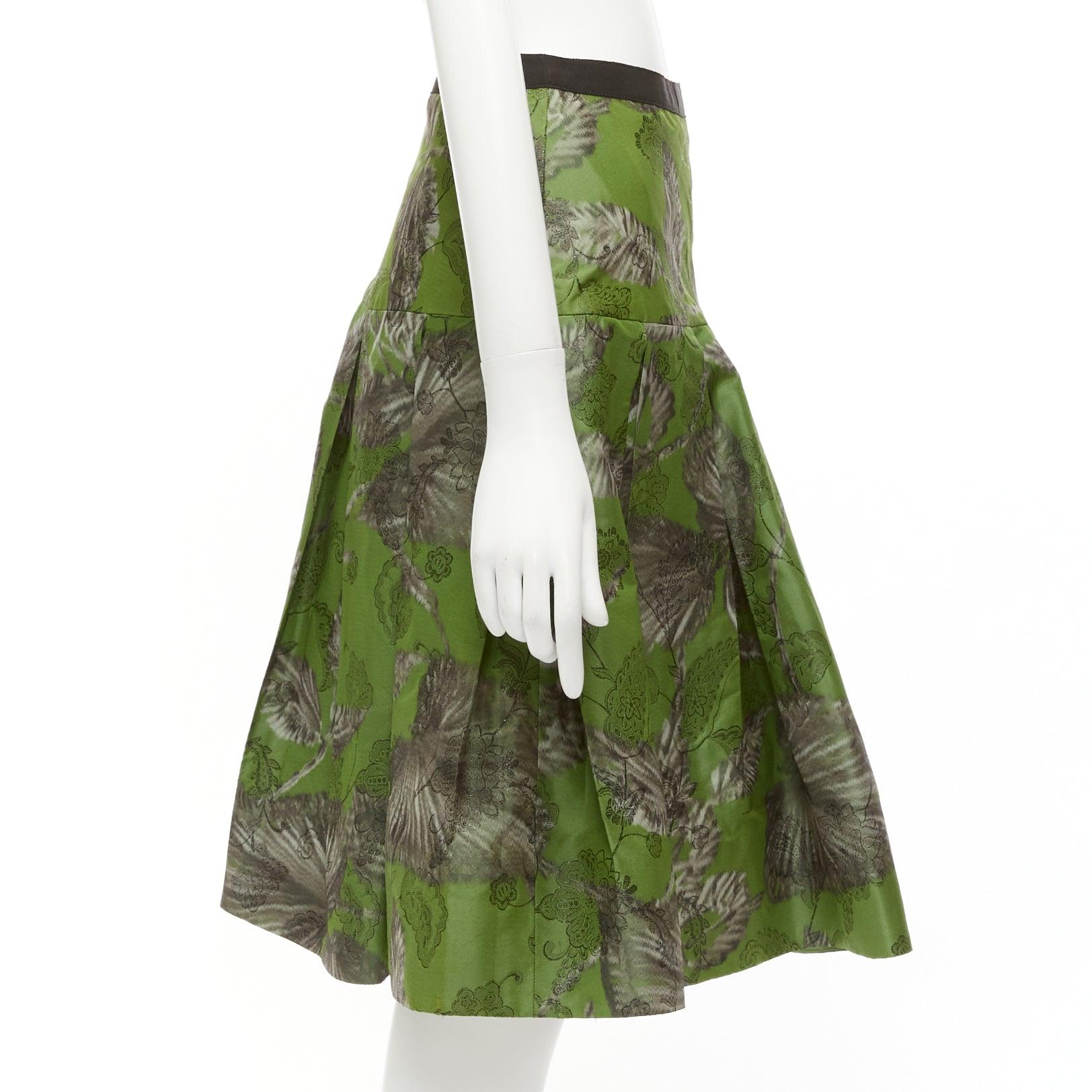 Women's OSCAR DE LA RENTA 2018 green lurex floral brocade fitted flared midi skirt US2 S
