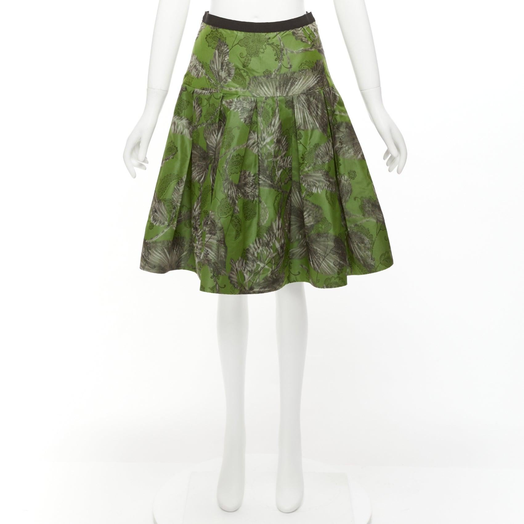 OSCAR DE LA RENTA 2018 green lurex floral brocade fitted flared midi skirt US2 S For Sale 6
