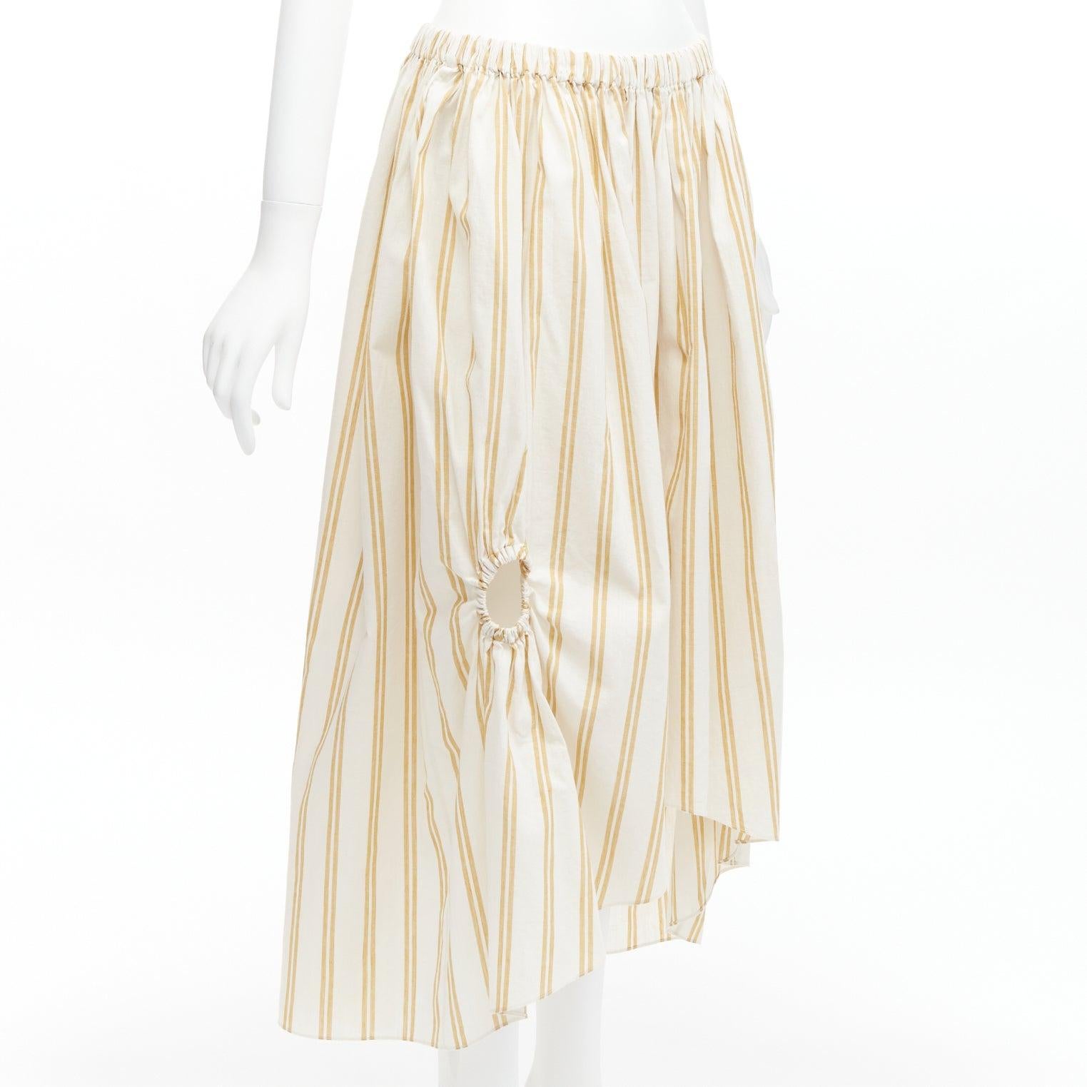 OSCAR DE LA RENTA 2019 cotton  linen ruched cutout striped balloon skirt US0 XS
Reference: LNKO/A02155
Brand: Oscar de la Renta
Collection: 2019 Spring
Material: Cotton, Ramie, Linen
Color: White, Khaki
Pattern: Striped
Closure: Elasticated
Extra