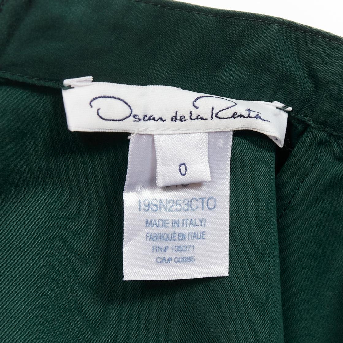 OSCAR DE LA RENTA 2019 - Robe chemise midi plissée en coton vert avec bordure à franges US0 XS en vente 5