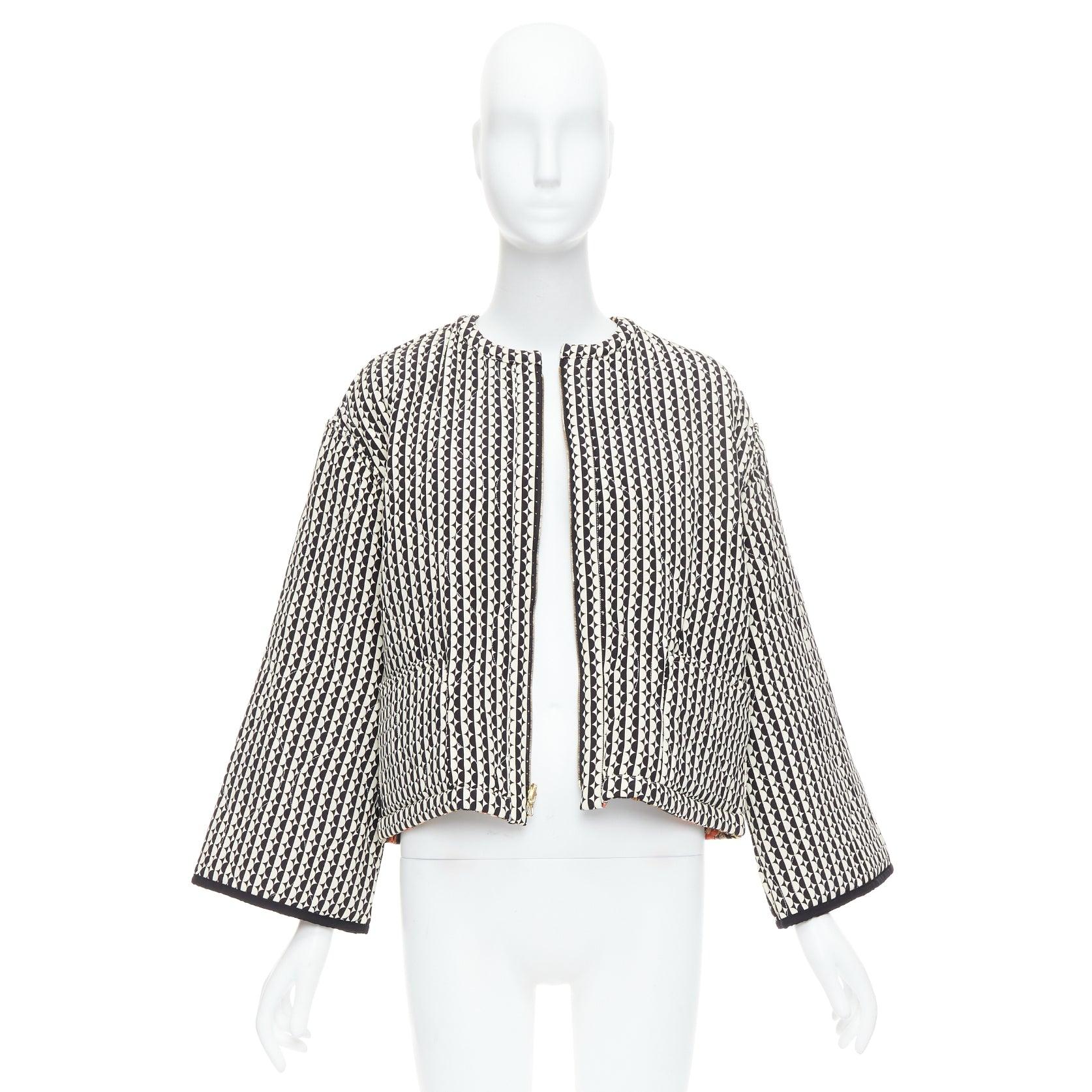 OSCAR DE LA RENTA 2019 Reversible 100% silk black cream padded coat US2 S For Sale 5