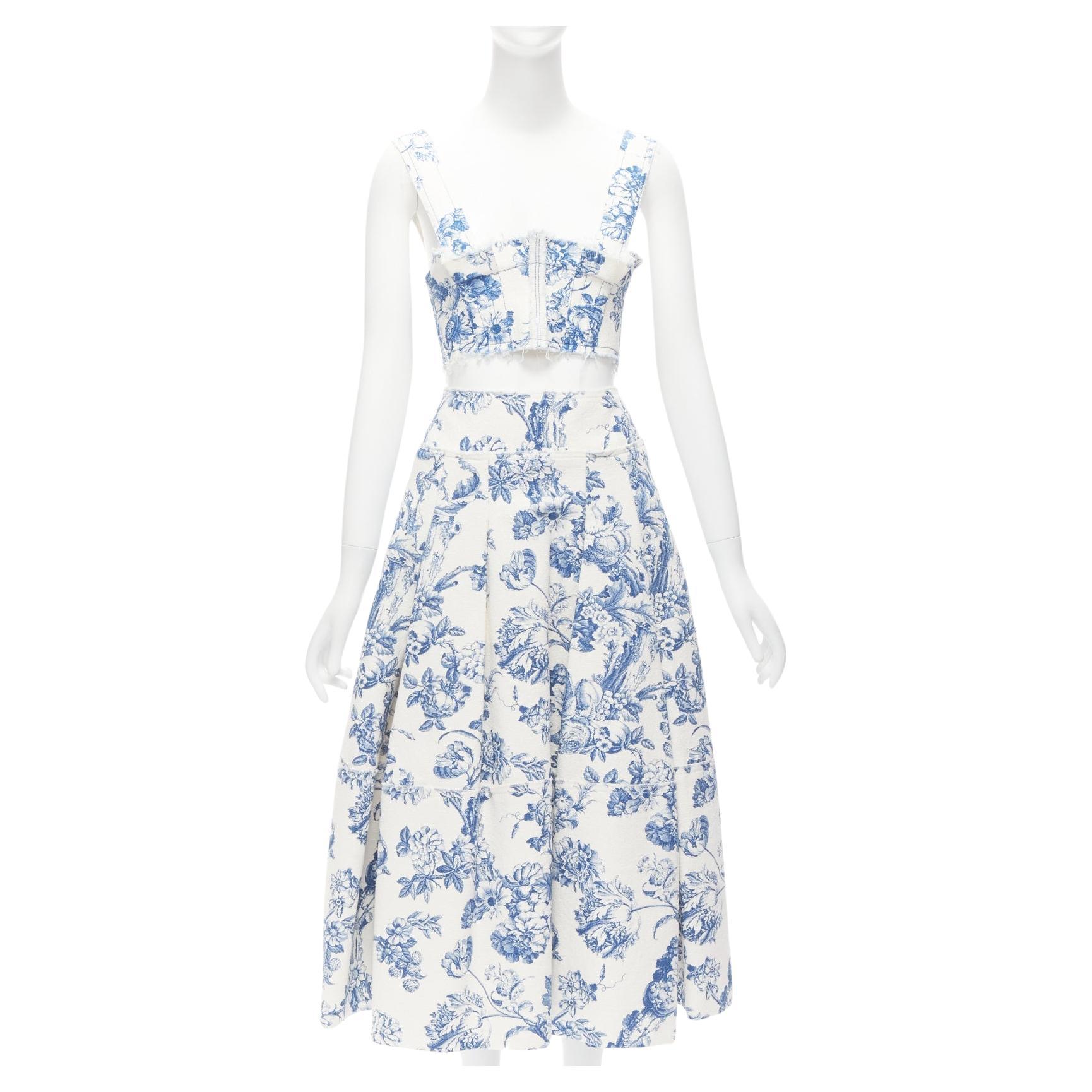 OSCAR DE LA RENTA 2019Runway blue white print corset top high waist pleated
