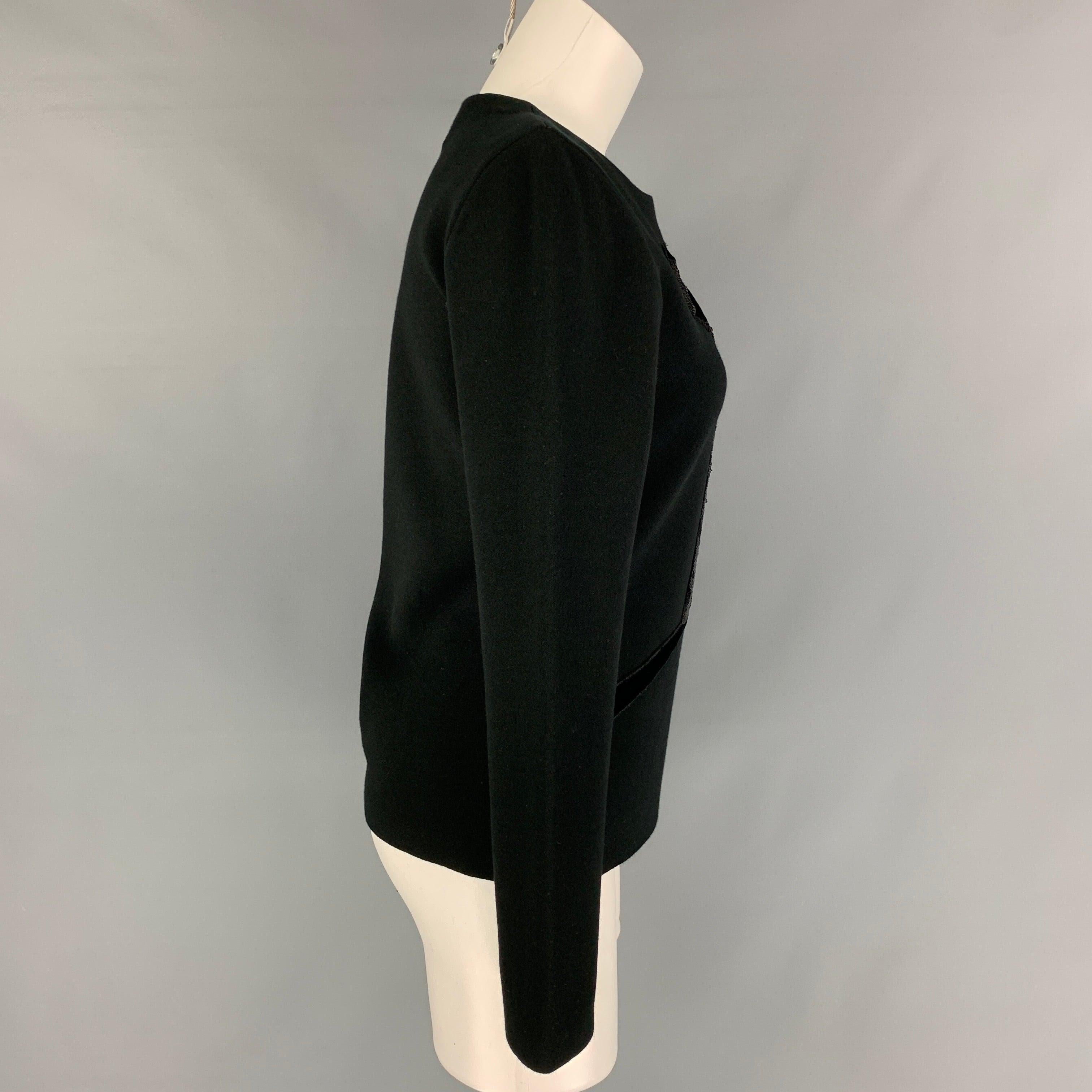 Women's OSCAR DE LA RENTA 2021 Size L on Viscose Blend Sequined Cut Out Pullover For Sale