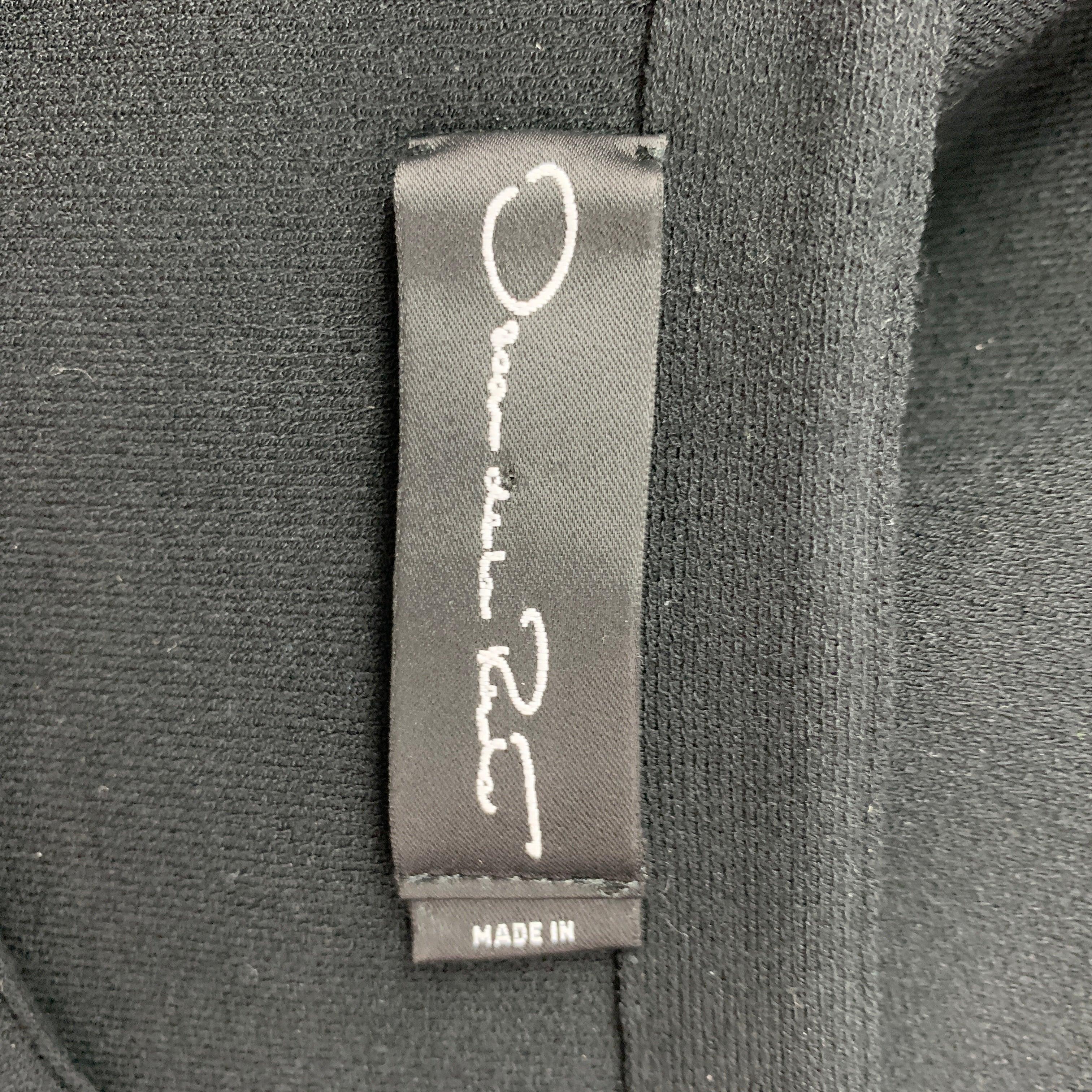 OSCAR DE LA RENTA 2021 Size L on Viscose Blend Sequined Cut Out Pullover For Sale 4