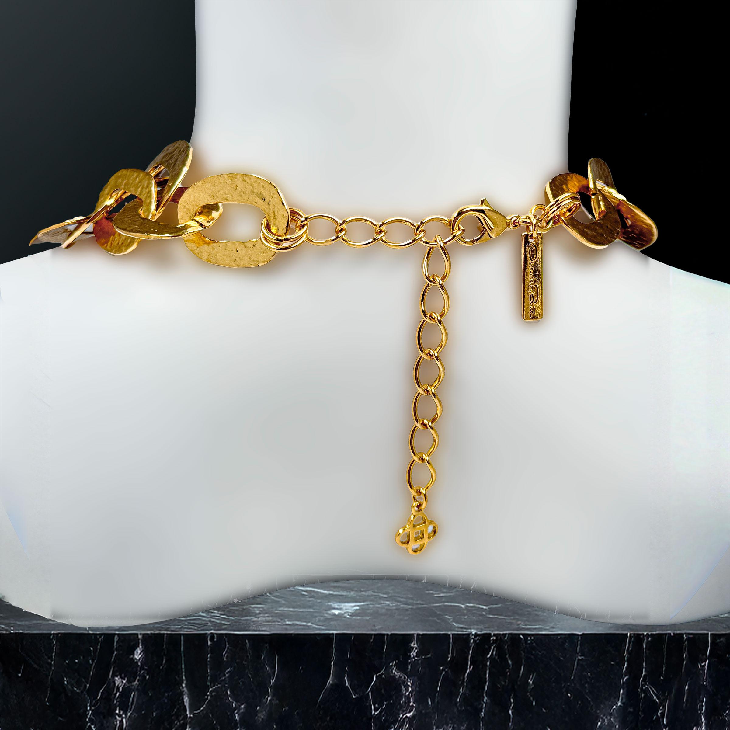 Oscar De La Renta 22k Gold Plated Hammered Chain Link Statement Collar Necklace For Sale 5