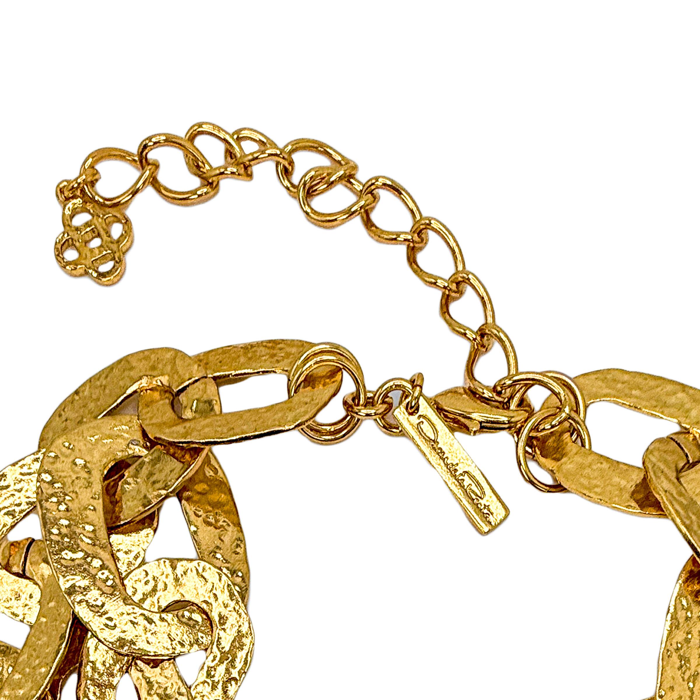 Oscar De La Renta 22k Gold Plated Hammered Chain Link Statement Collar Necklace For Sale 7