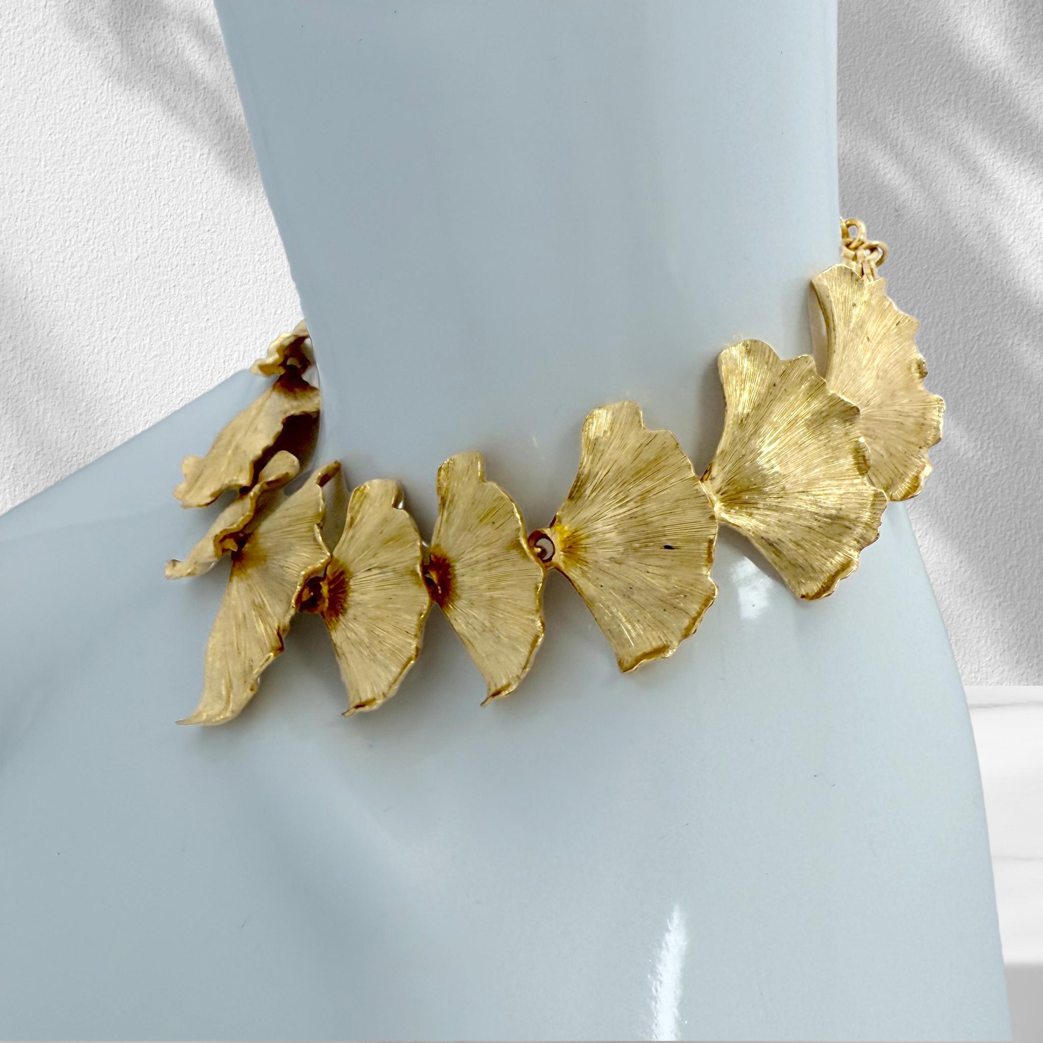 Oscar de la Renta 22K Gold-Plated Pewter & Brass Ginkgo Leaf Statement Necklace For Sale 2