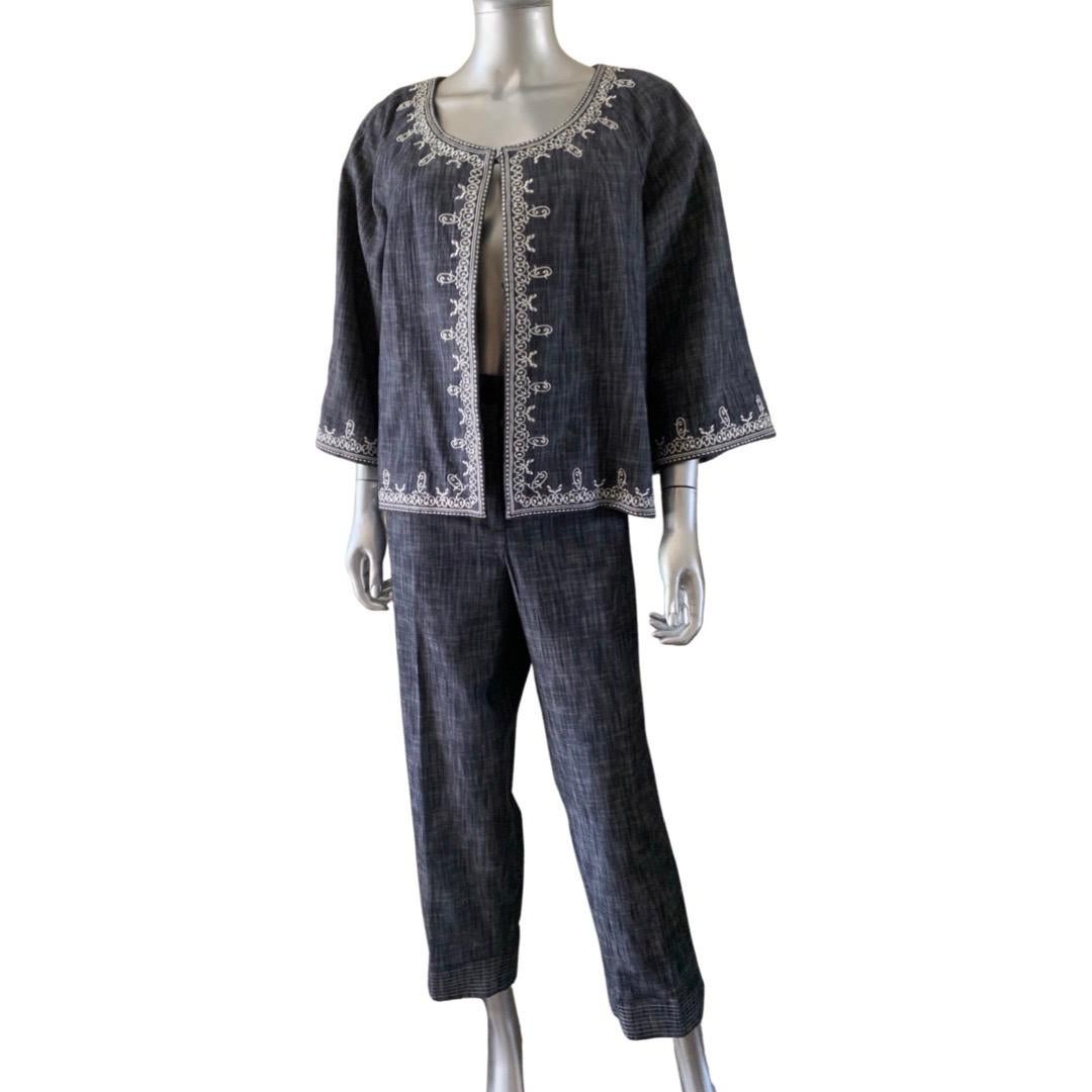 Oscar de la Renta 3 pc Embroidered Denim Suit Jacket, Skirt & Pant Size 12/14  For Sale 6