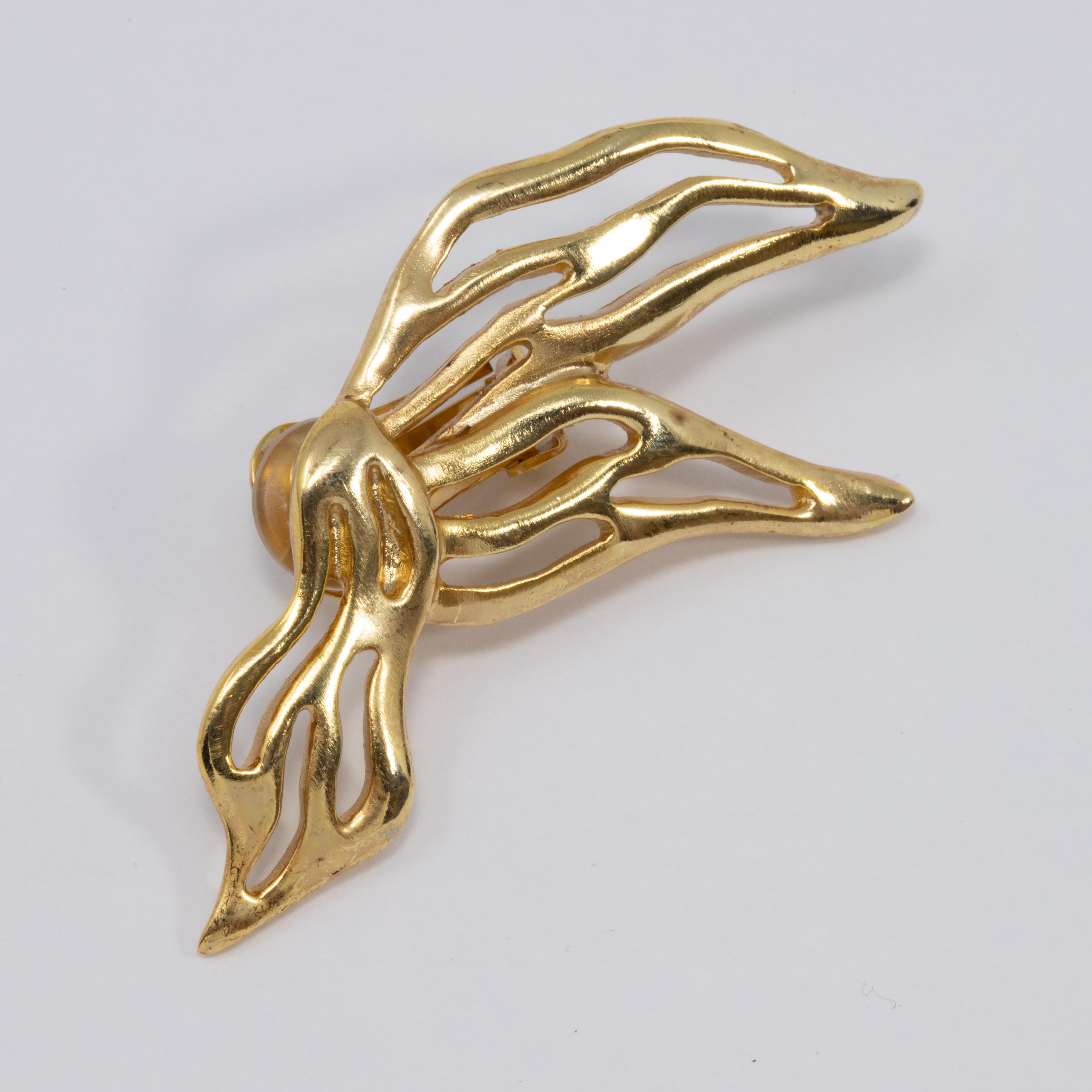 oscar de la renta clip on earrings