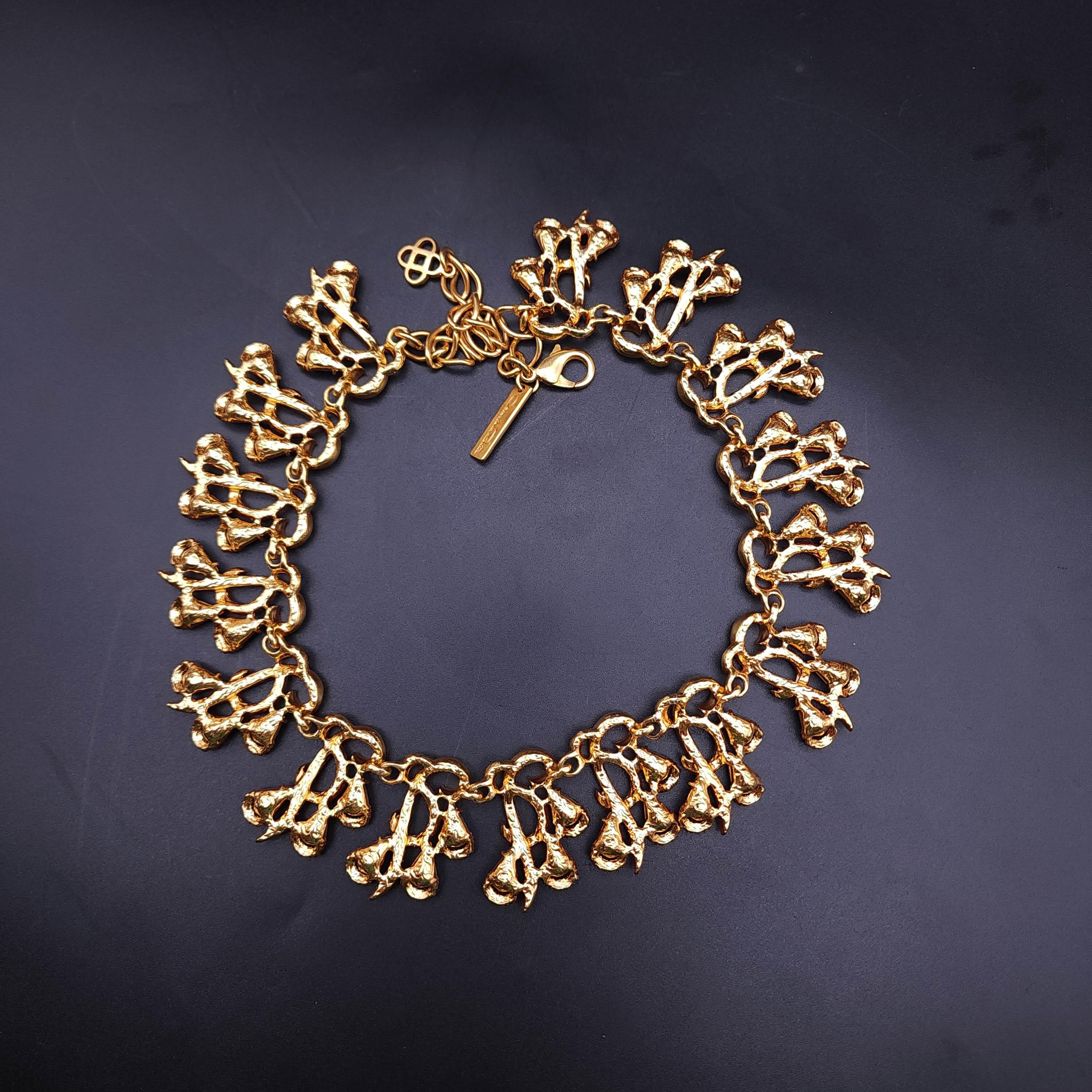 Oscar De La Renta Amethyst Crystal Art Nouvau Inspired Link Collar Necklace In New Condition For Sale In Milford, DE