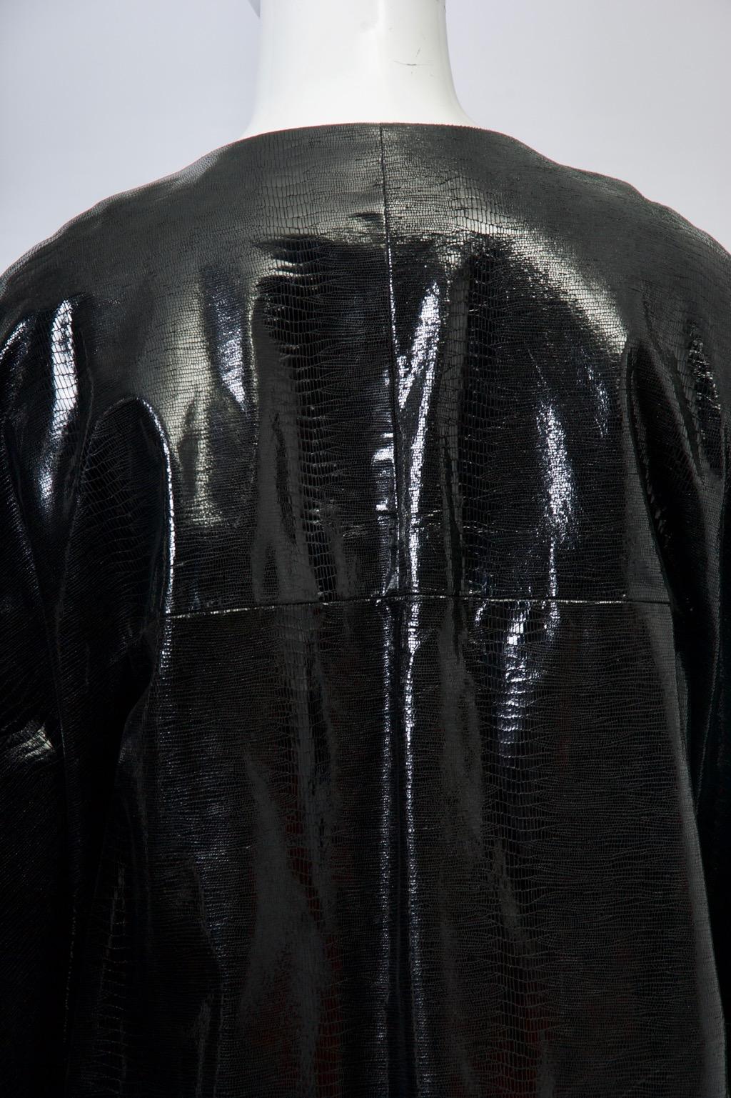 Oscar de la Renta Appliquéd Patent Coat For Sale at 1stDibs