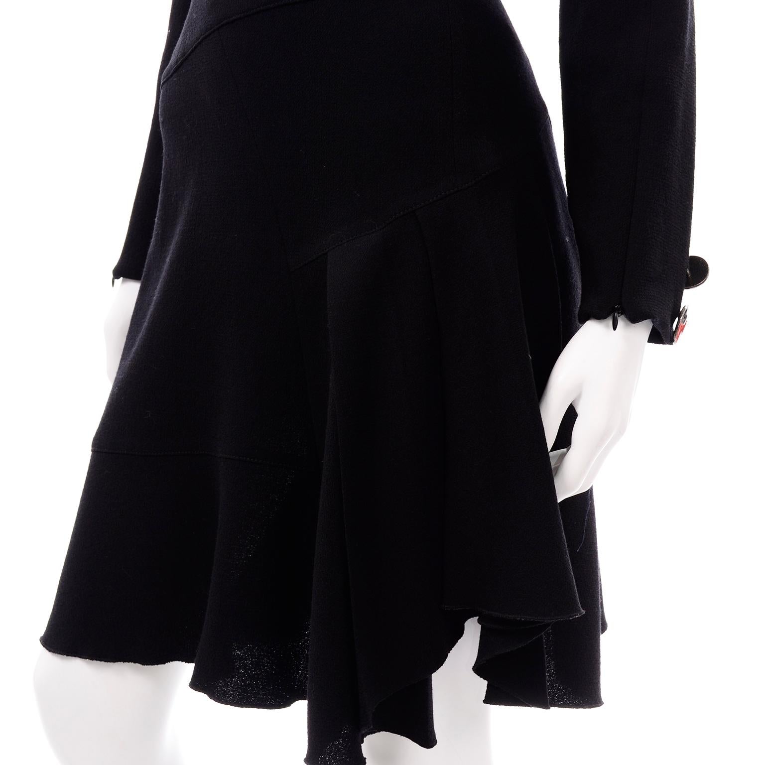 Oscar de la Renta Herbst Winter 2010 Asymmetrisches Laufstegkleid aus schwarzer Wolle 5