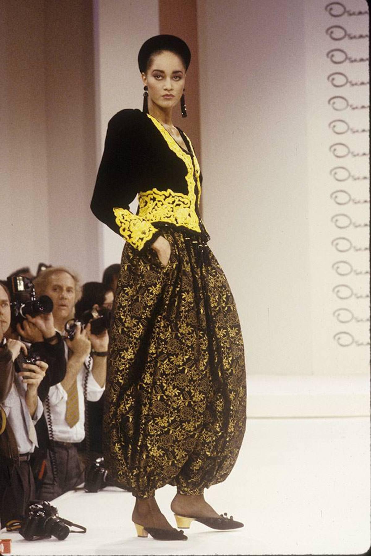 Oscar de la Renta beaded haute couture jacket, Collection F/W 1988 3