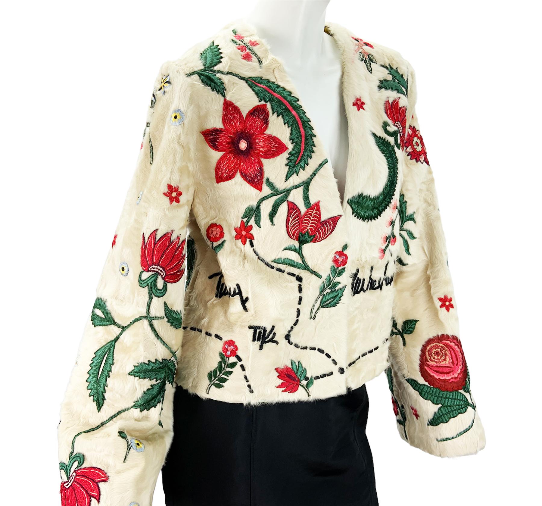 Women's Oscar De La Renta Beige Lamb Fur Silk 2 in 1 Reversible Embroidered Jacket M L For Sale