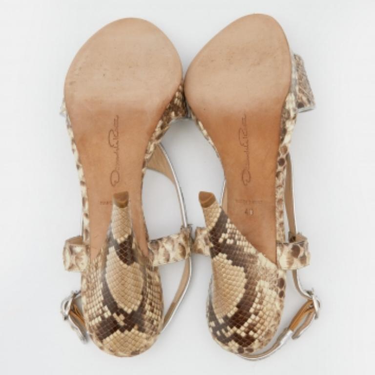 Oscar De La Renta Sandalias con correa en el tobillo y plataforma de piel de pitón beige talla 40 en venta 2