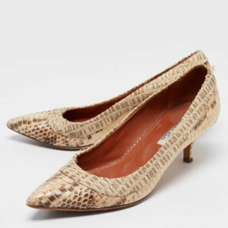 Oscar De La Renta - Escarpins à bouts pointus en raphia et serpent d'eau beige - Taille 37 en vente 3