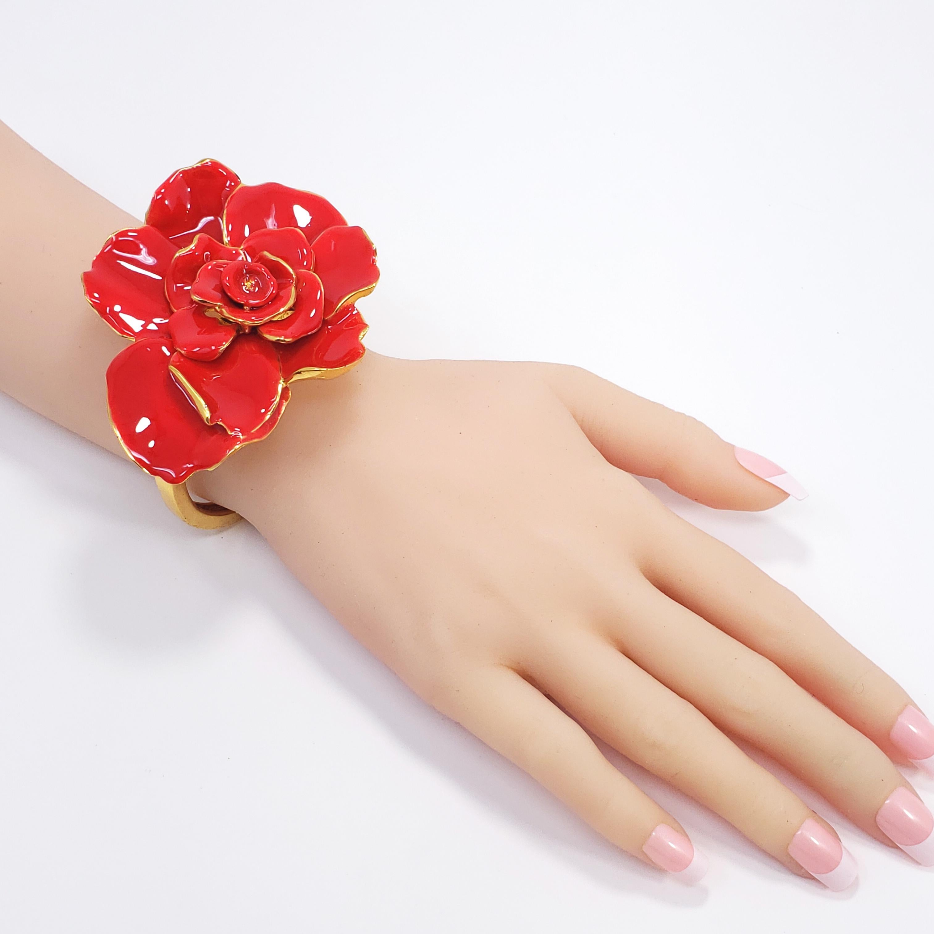 Oscar de la Renta Big Bold Painted Red Rose Hinged Bracelet in Gold In New Condition For Sale In Milford, DE