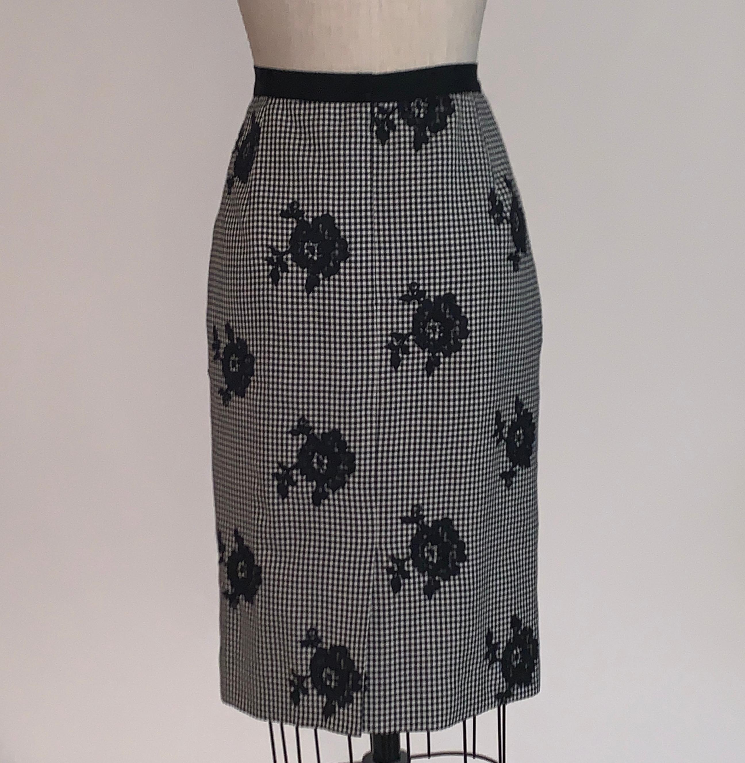 Women's Oscar de la Renta Black and White Check Floral Lace Applique Pencil Skirt