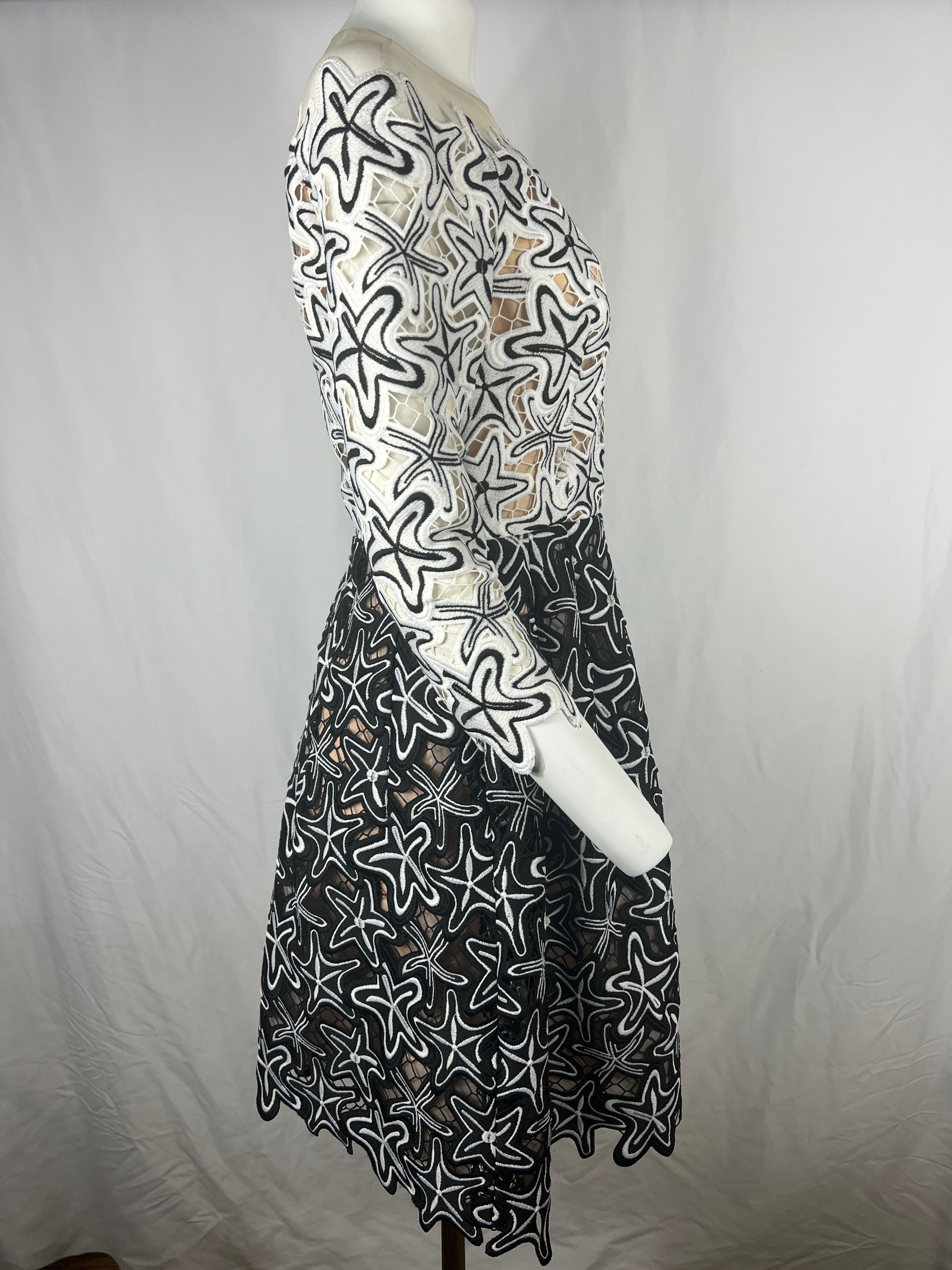 Oscar de la Renta - Mini-robe noire et blanche, taille 6 en vente 1