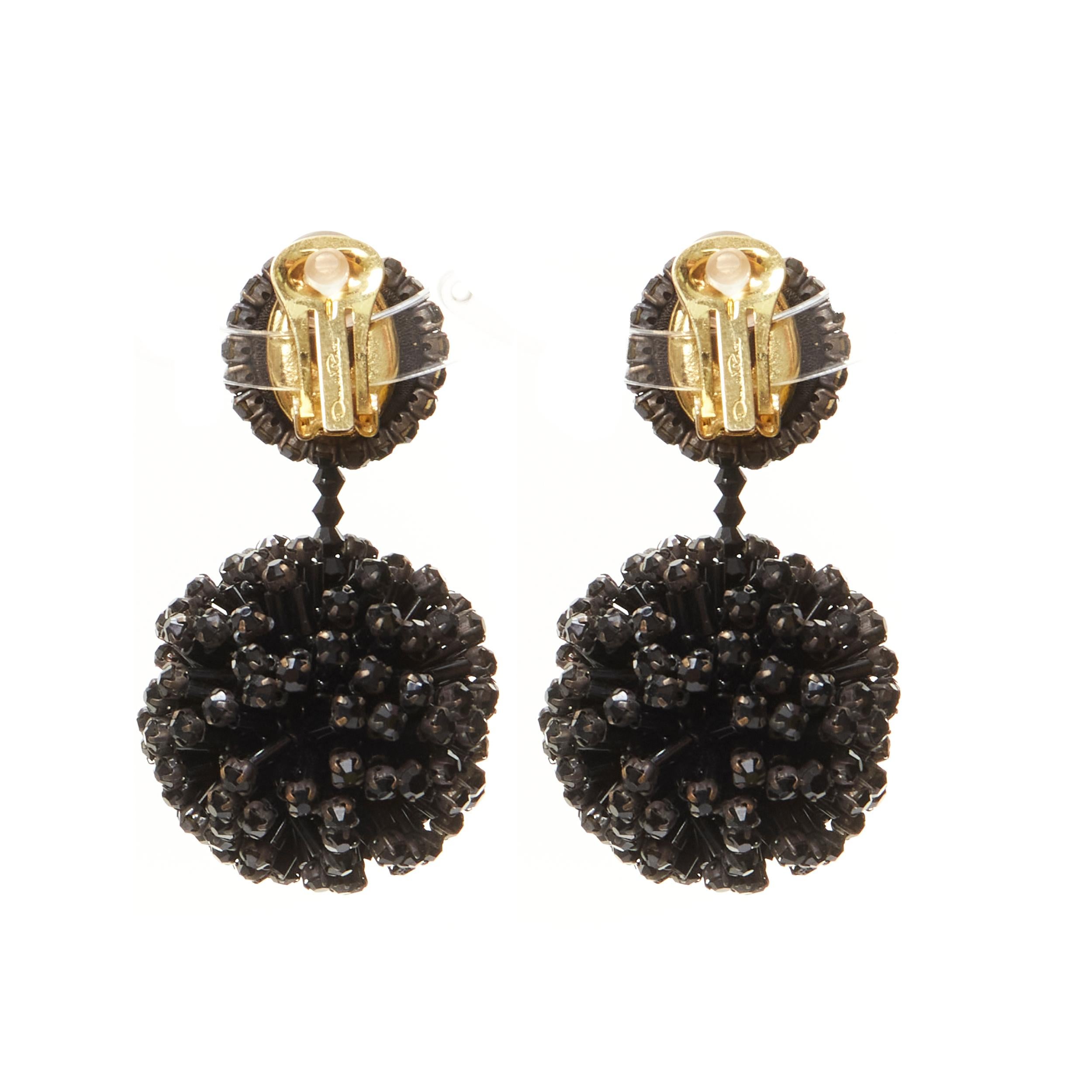 Women's OSCAR DE LA RENTA black beaded crystal double ball drop clip on earrings For Sale