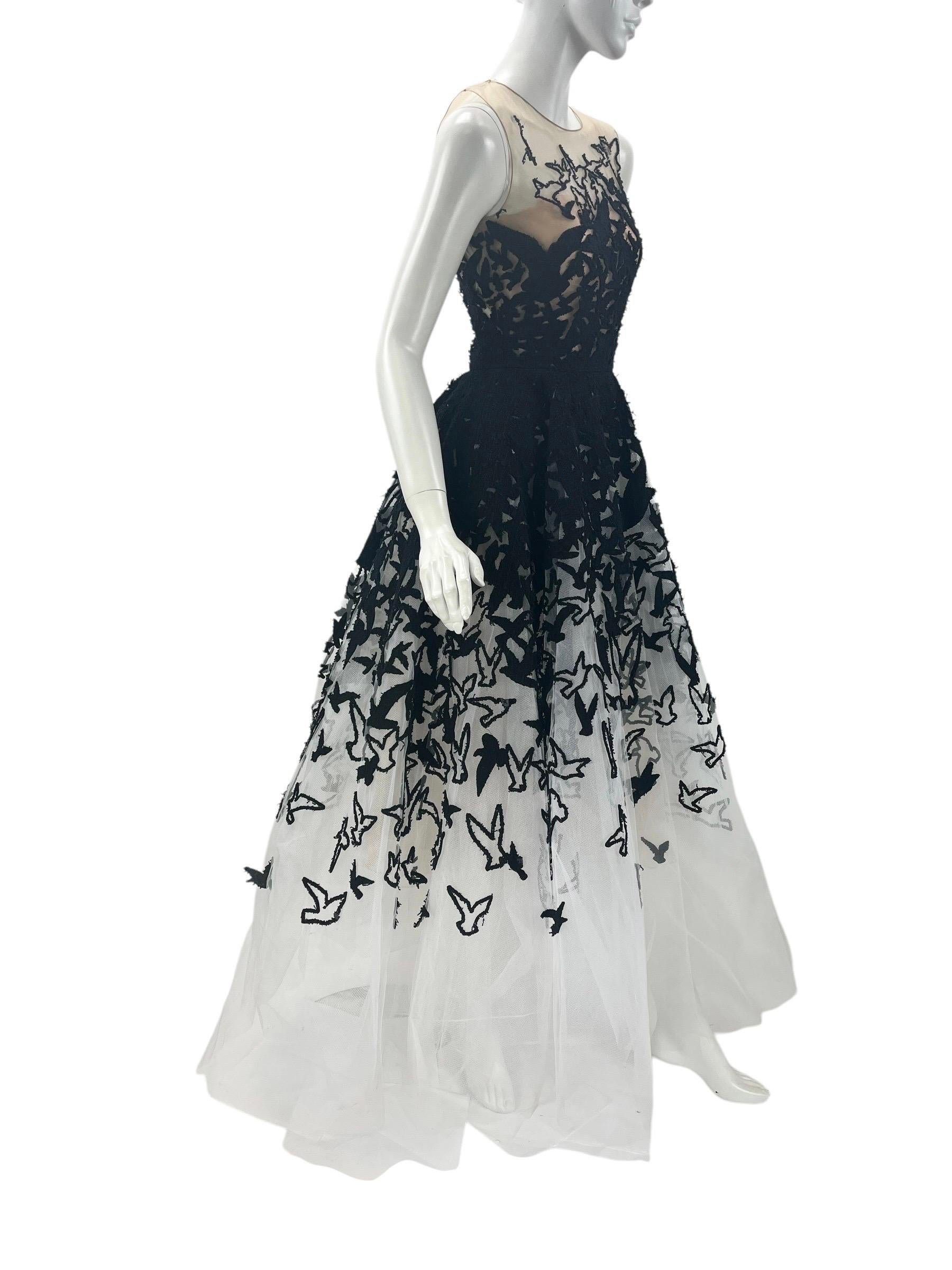 Oscar de la Renta Schwarzes, weißes, Vogel-weißes Tüllkleid im Zustand „Hervorragend“ im Angebot in Montgomery, TX