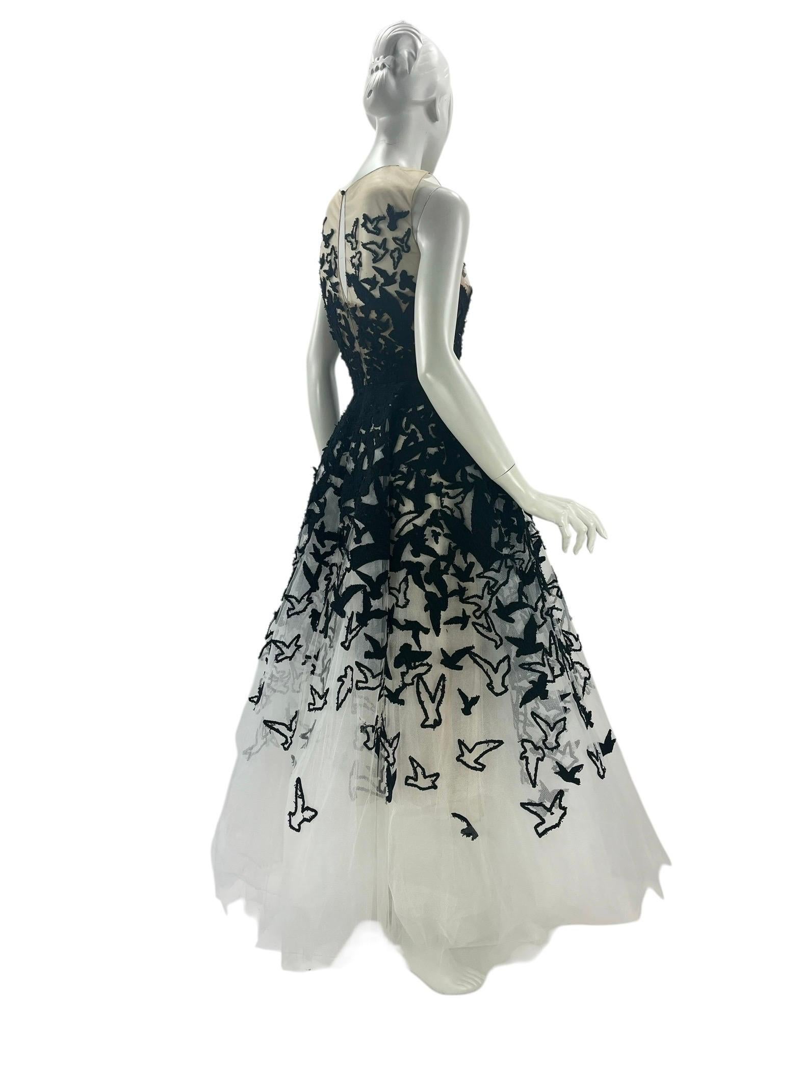 Oscar de la Renta Schwarzes, weißes, Vogel-weißes Tüllkleid Damen im Angebot