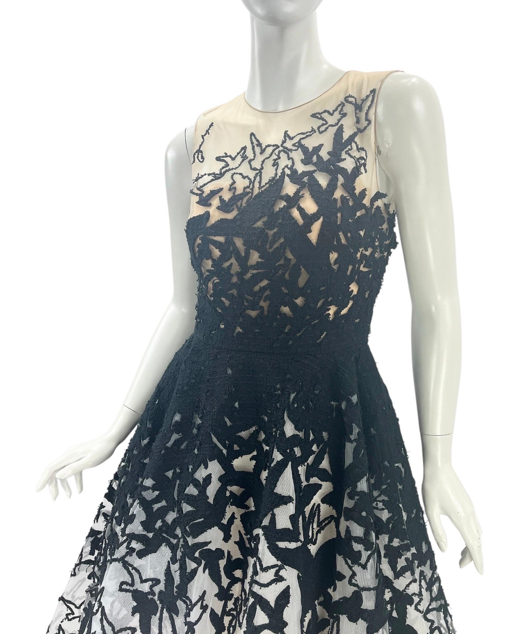 Oscar de la Renta Schwarzes, weißes, Vogel-weißes Tüllkleid im Angebot 1