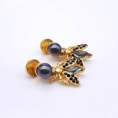 Oscar de la Renta Black Crystal Faux Pearl Gold Bee Stud Earrings