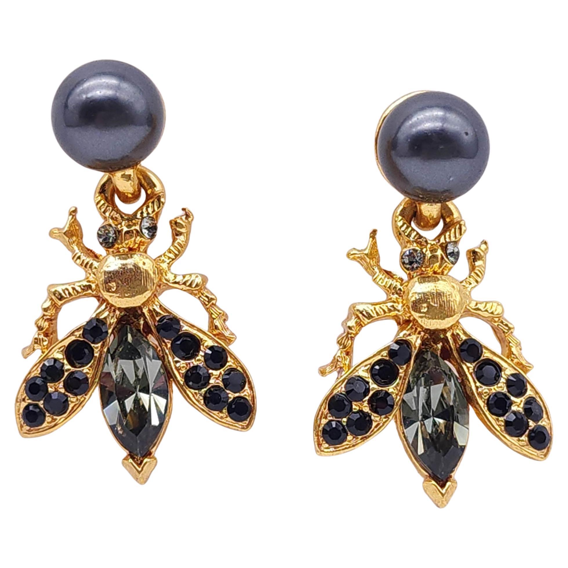 Oscar de la Renta Black Crystal Faux Pearl Gold Bee Stud Earrings For Sale