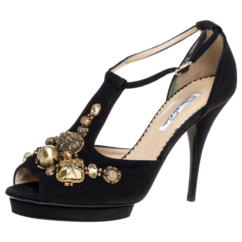 Oscar de la Renta Black Fabric Embellished Platform Ankle Strap Sandals 39.5 For Sale