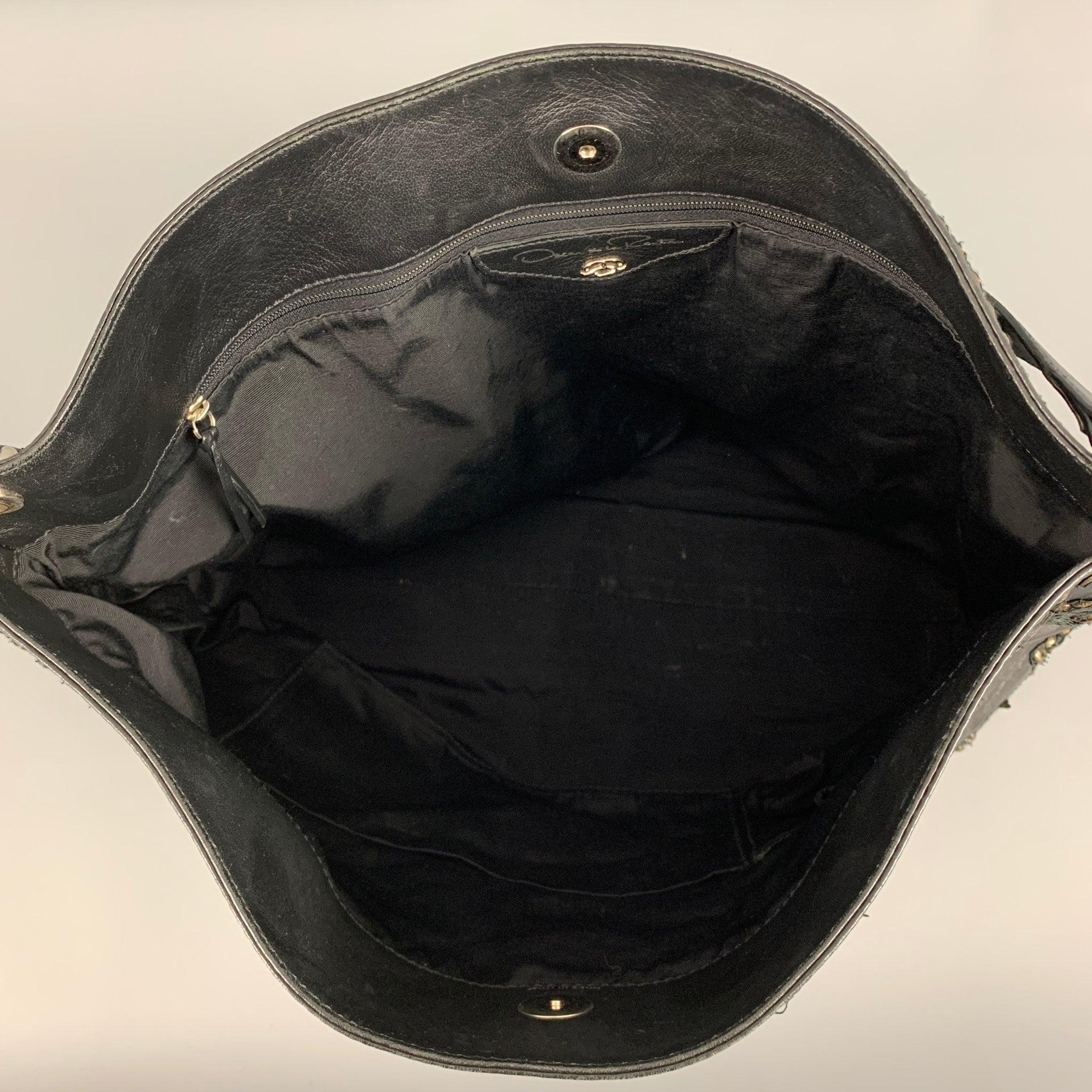 OSCAR DE LA RENTA Black Gold Studded Leather Handbag For Sale 3