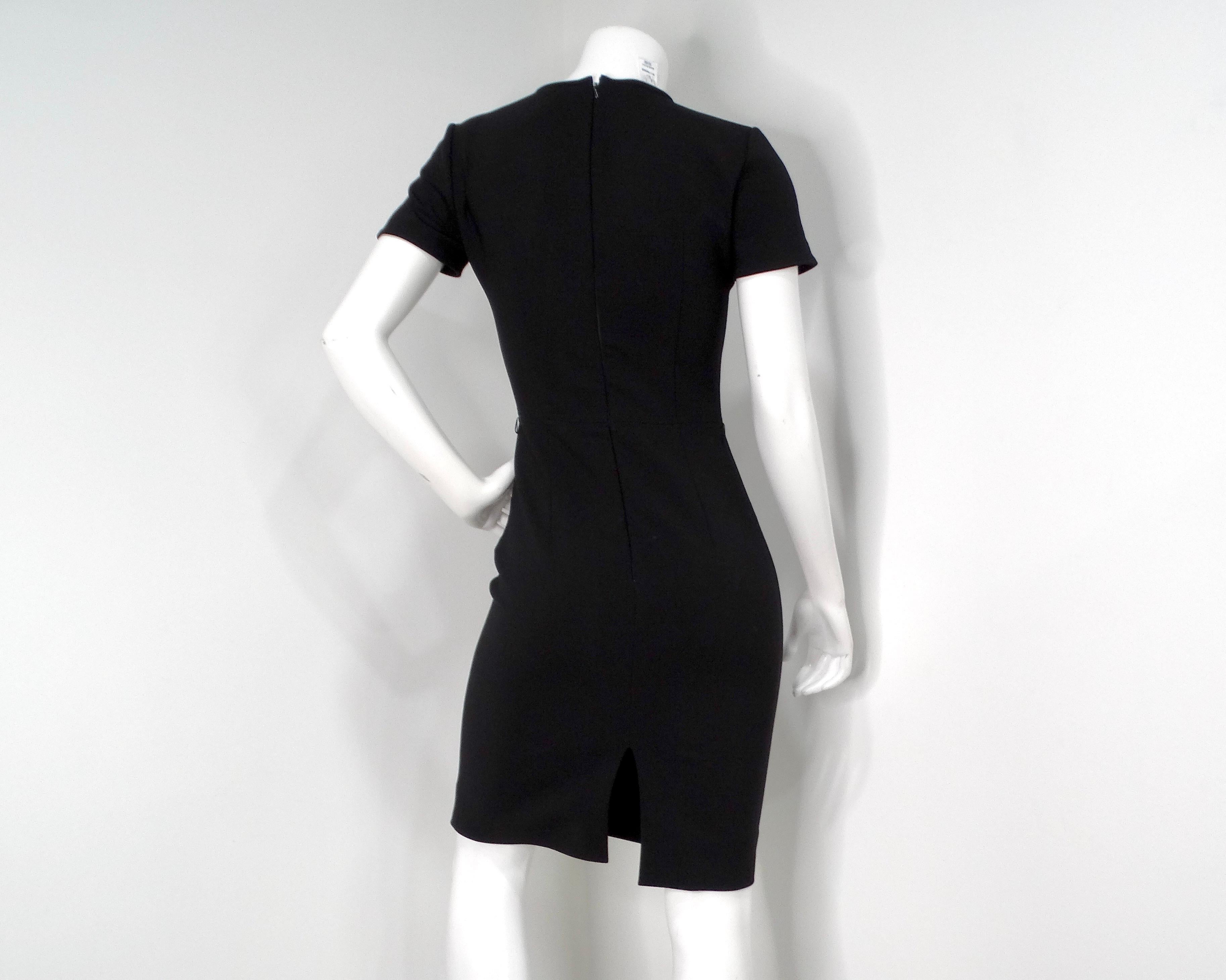 Oscar De La Renta - Robe fourreau noire avec trou de serrure Pour femmes en vente