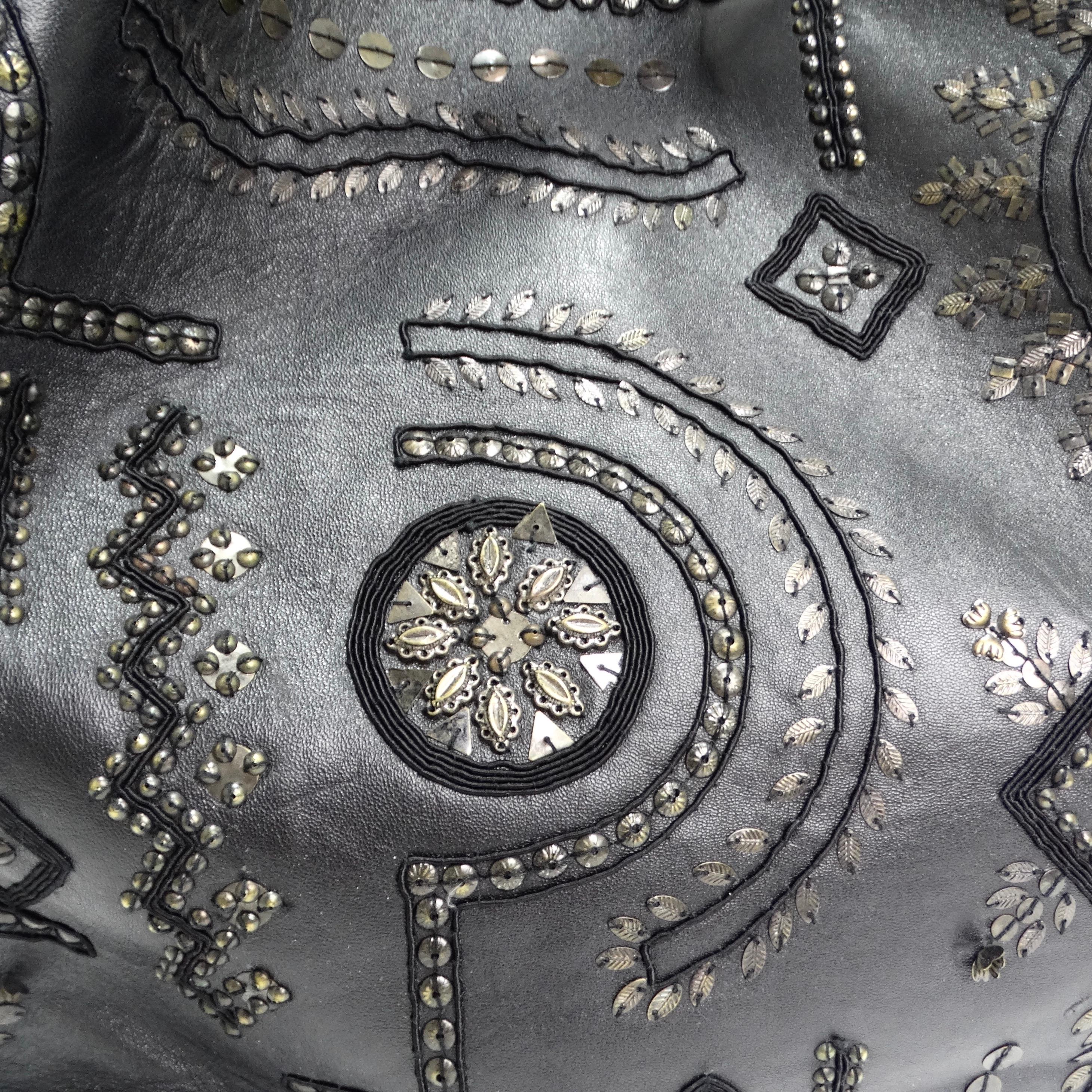 Oscar De La Renta Black Leather Embellished Tote Bag In Good Condition For Sale In Scottsdale, AZ