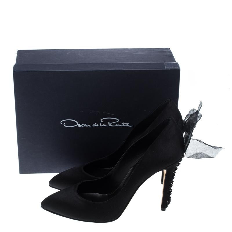 Oscar de la Renta Black Satin Kincy Embellished Heel Pumps Size 39.5 4