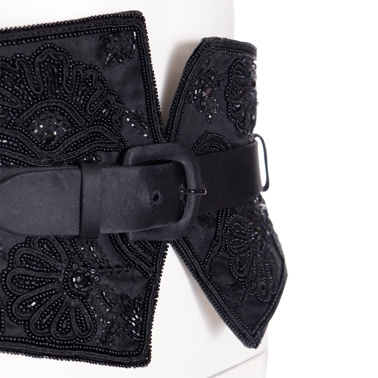 Oscar de la Renta Black Satin and Leather Beaded Corset  display picture 2