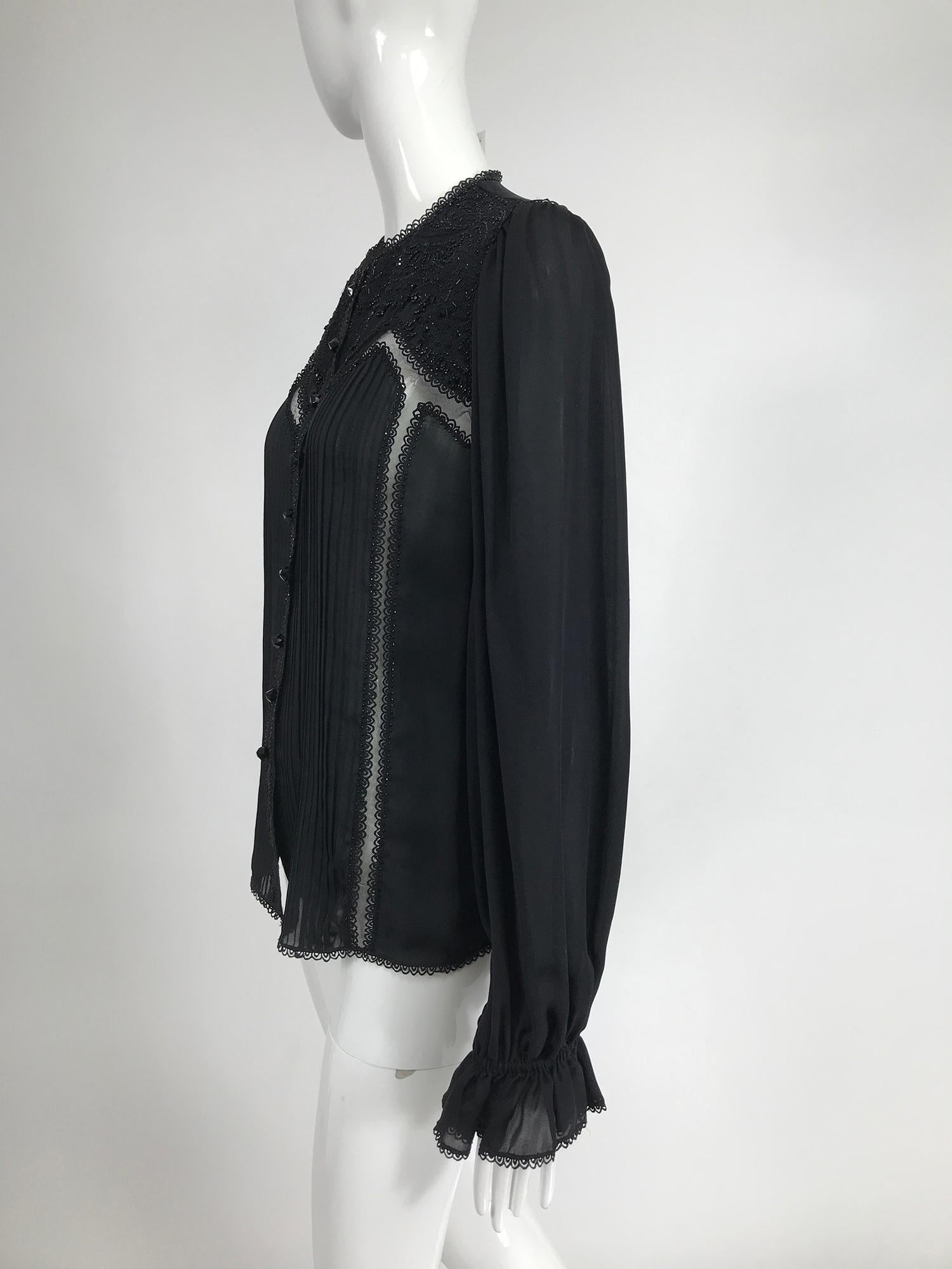 Oscar de la Renta Black Silk Beaded Poet Sleeve Blouse In Good Condition In West Palm Beach, FL
