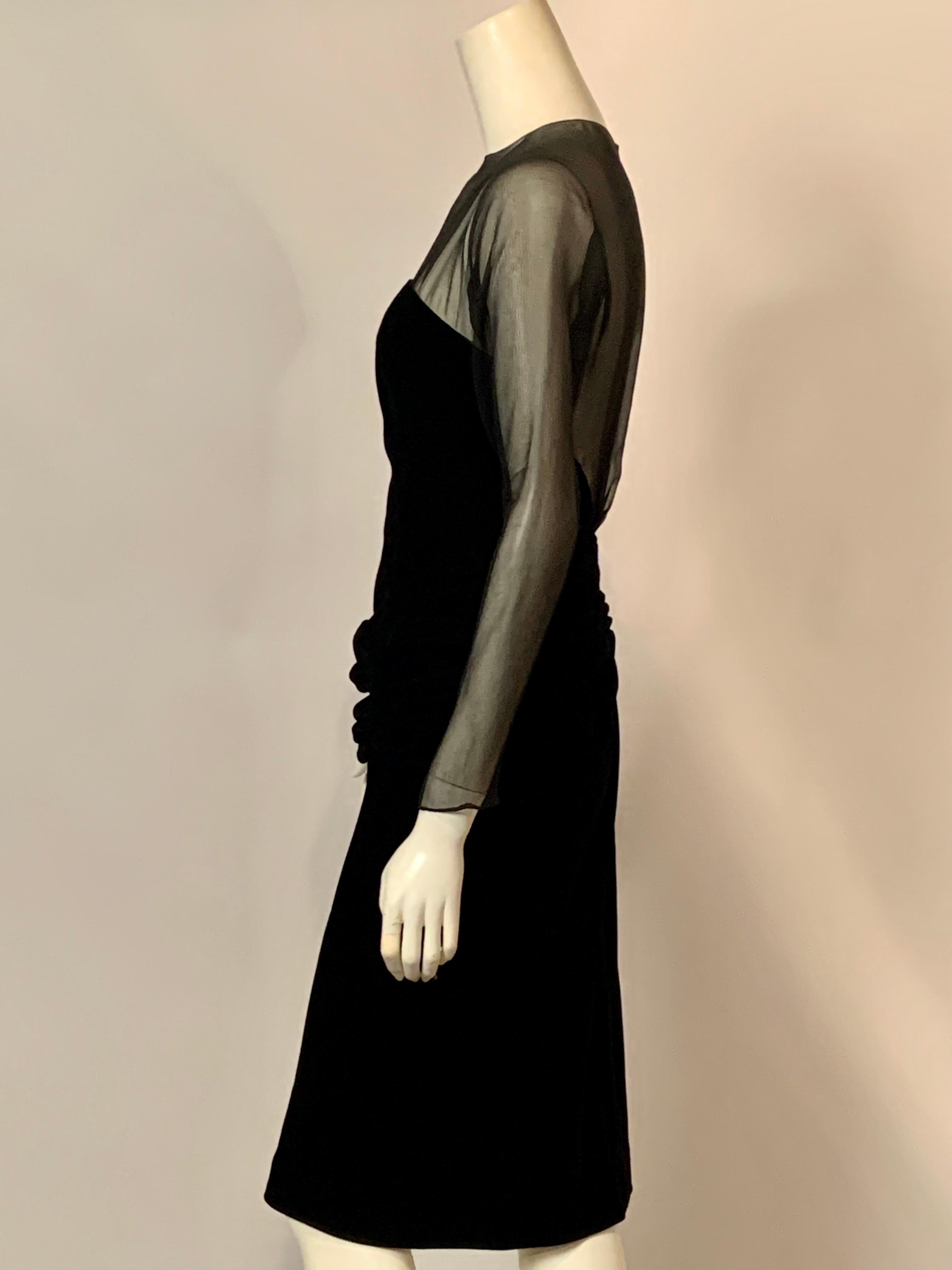 Oscar de la Renta Schwarzes Cocktailkleid aus Seidenchiffon und Samt oder  Abendkleid im Angebot 2