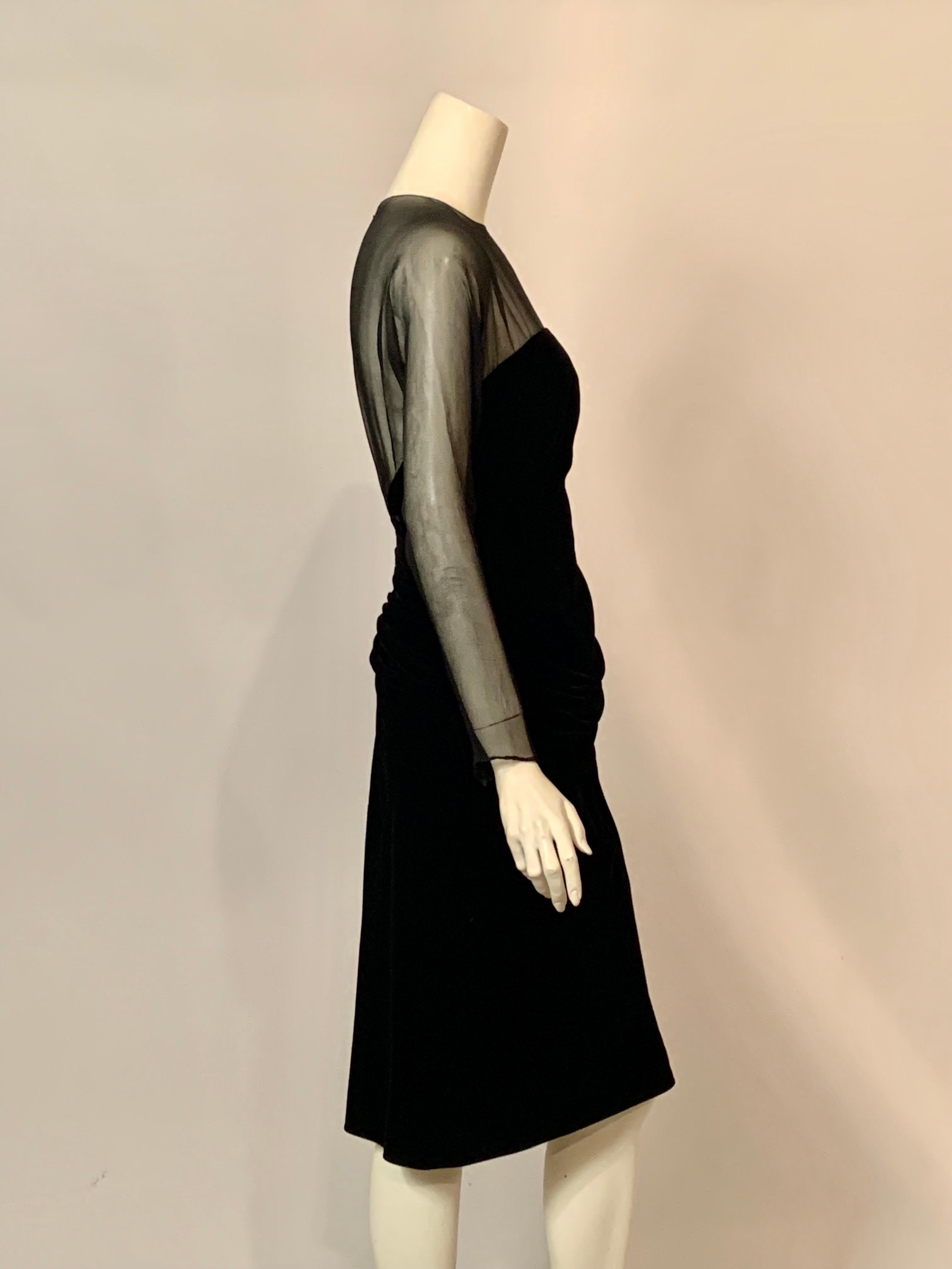 Oscar de la Renta Schwarzes Cocktailkleid aus Seidenchiffon und Samt oder  Abendkleid im Angebot 5