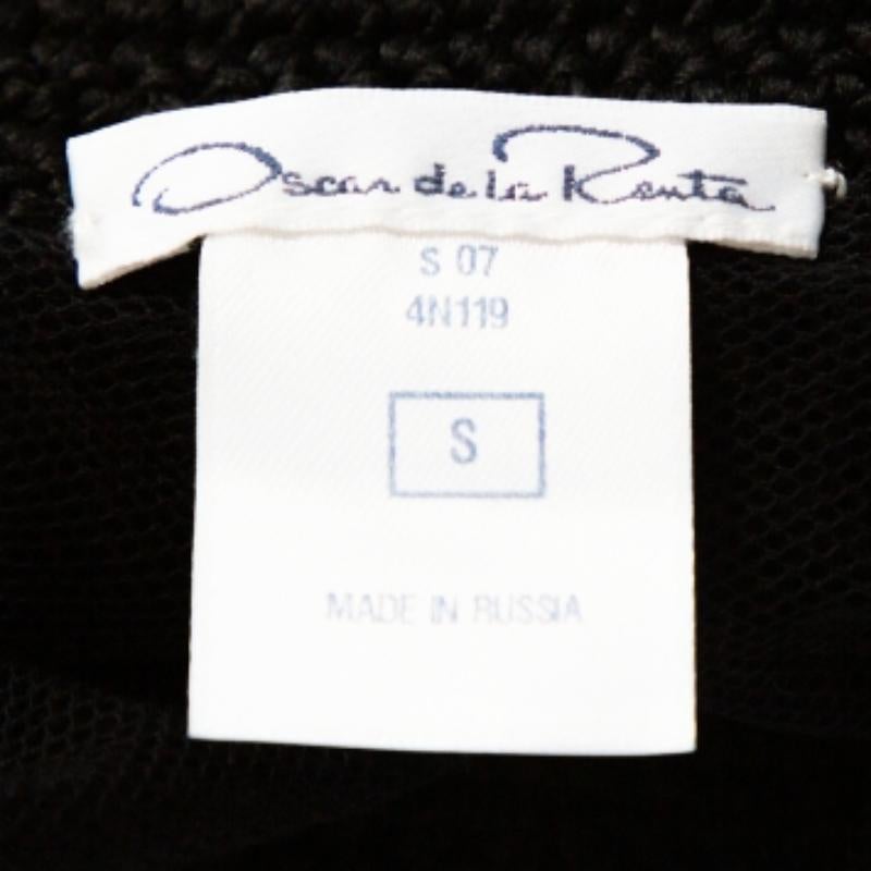 Oscar De La Renta - Top senza maniche in maglia di seta nera all'uncinetto - S In condizioni buone in vendita a Dubai, Al Qouz 2