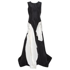 Oscar De La Renta Schwarzes Kleid aus Seidenfaille mit gerafftem Kontrastbesatz L