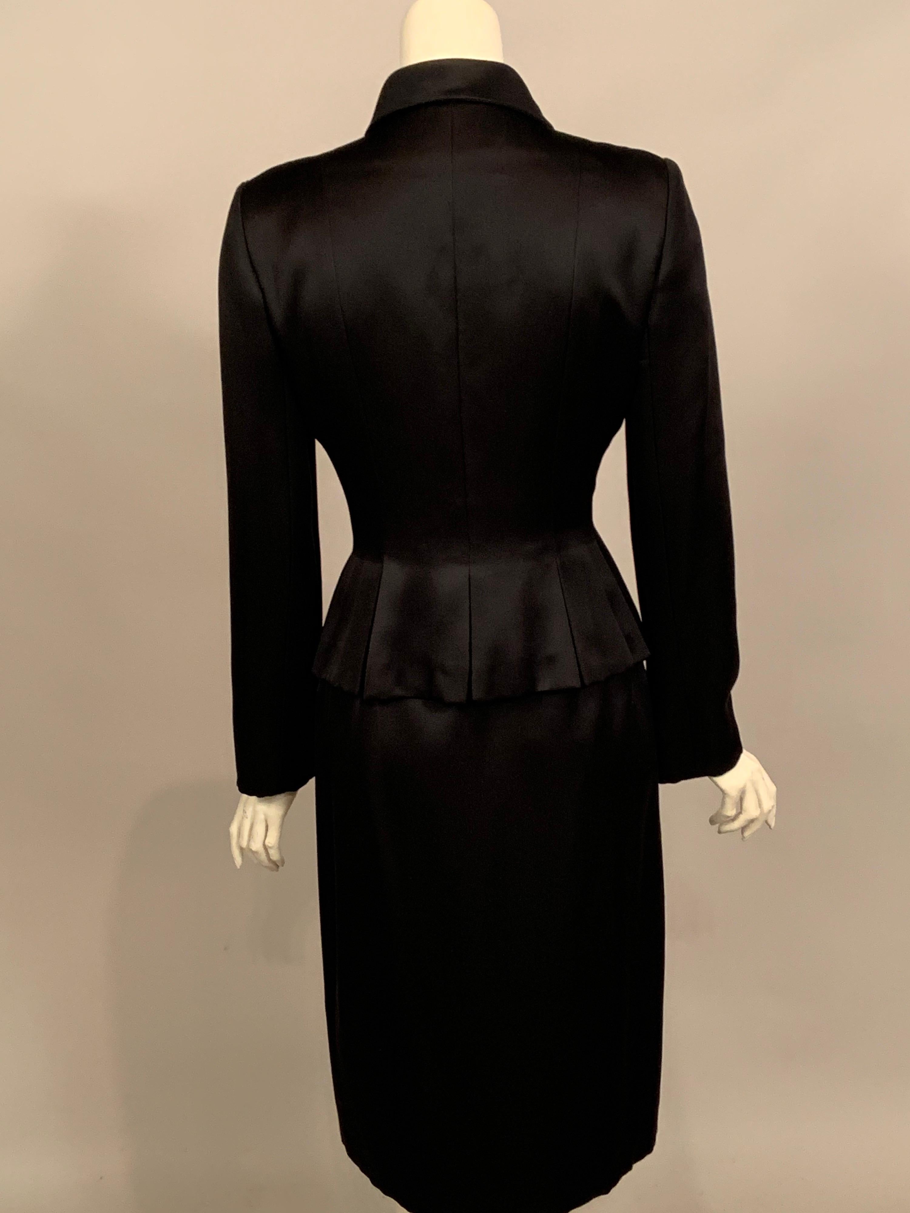 Oscar de la Renta Black Silk Satin Skirt Suit with Pleated Peplum In Excellent Condition In New Hope, PA
