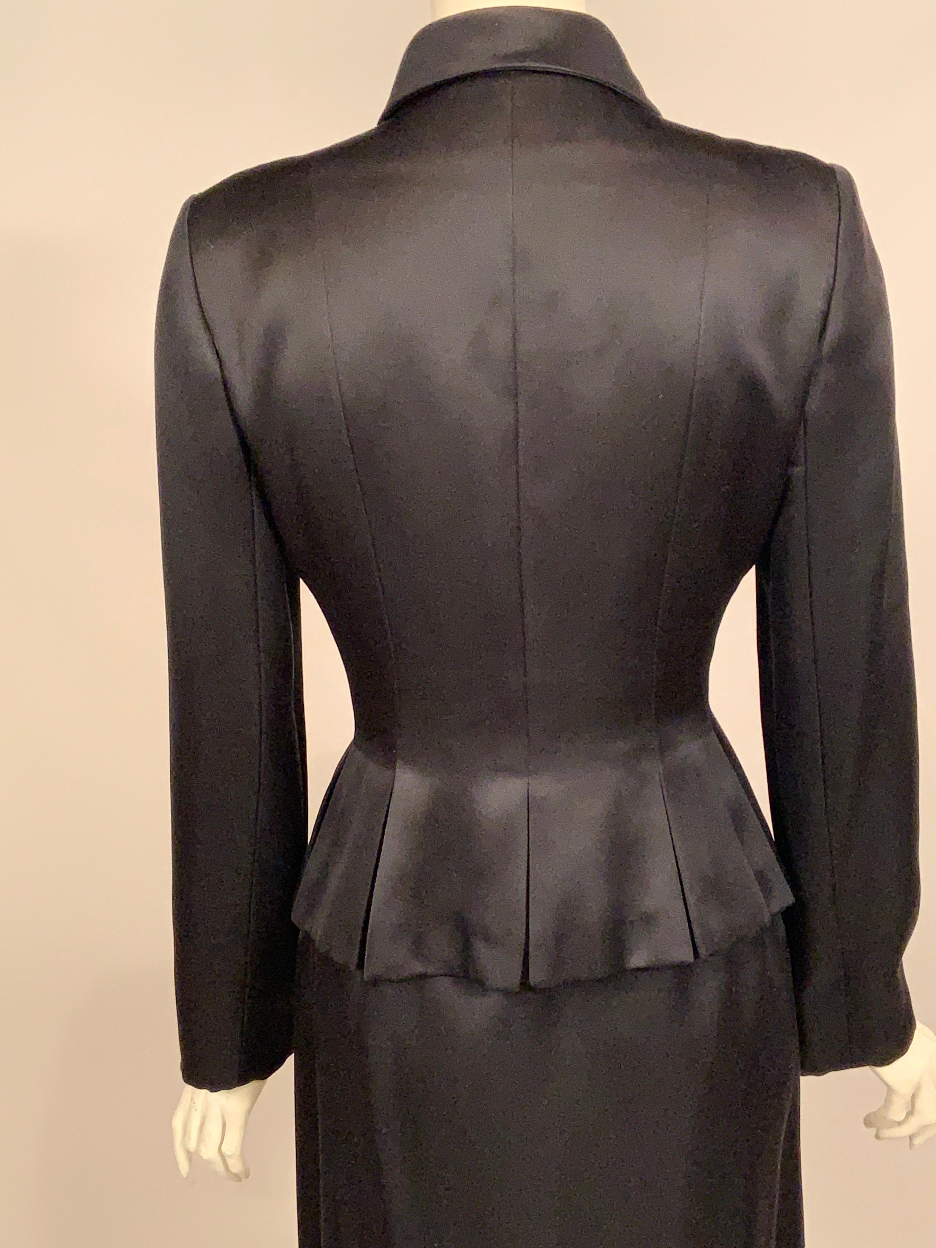 Women's Oscar de la Renta Black Silk Satin Skirt Suit with Pleated Peplum