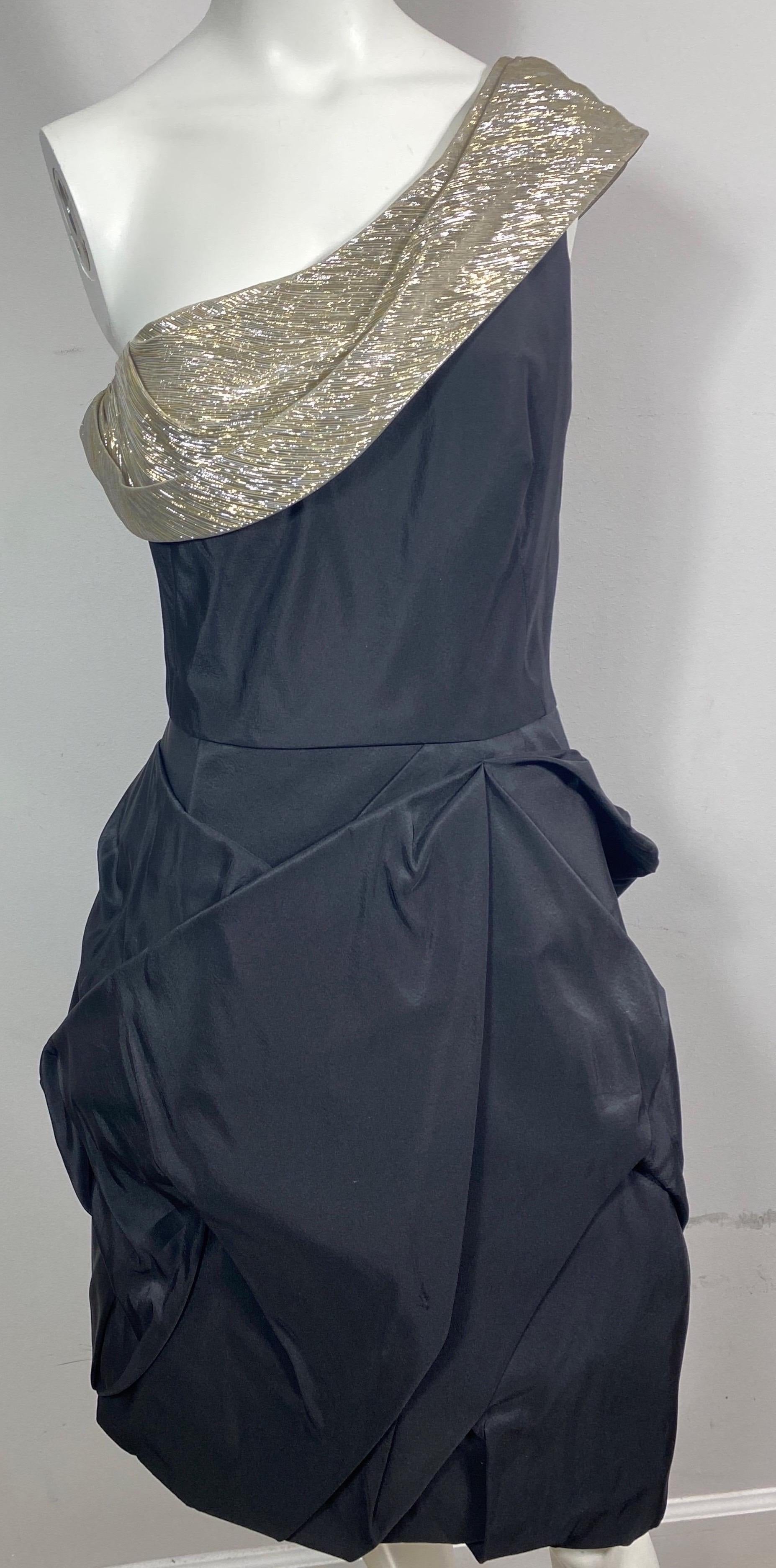 Oscar de la Renta Runway Black Taffeta One shoulder Dress-Pre Fall 2009-Size 10 For Sale 1