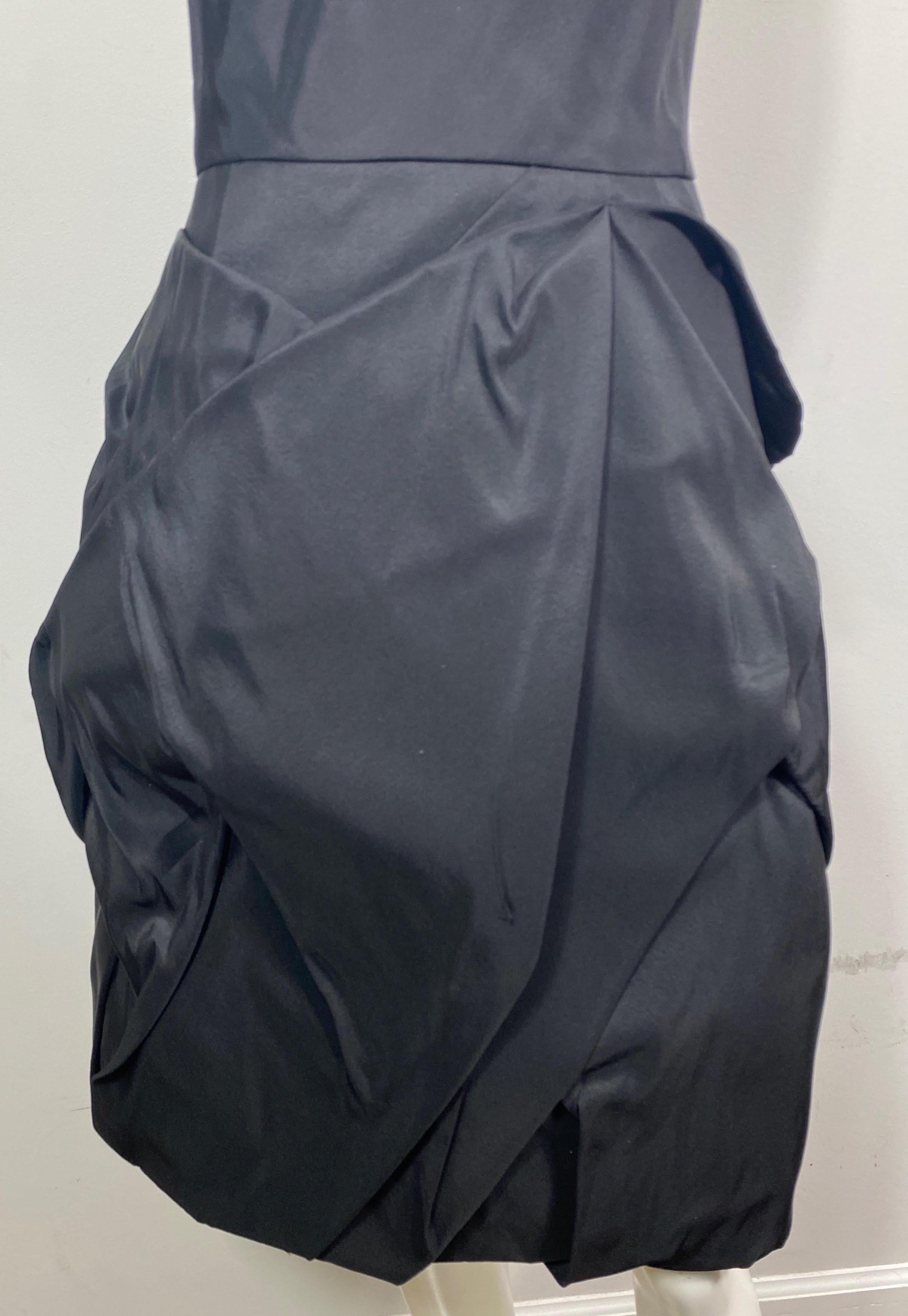 Oscar de la Renta Runway Black Taffeta One shoulder Dress-Pre Fall 2009-Size 10 For Sale 2