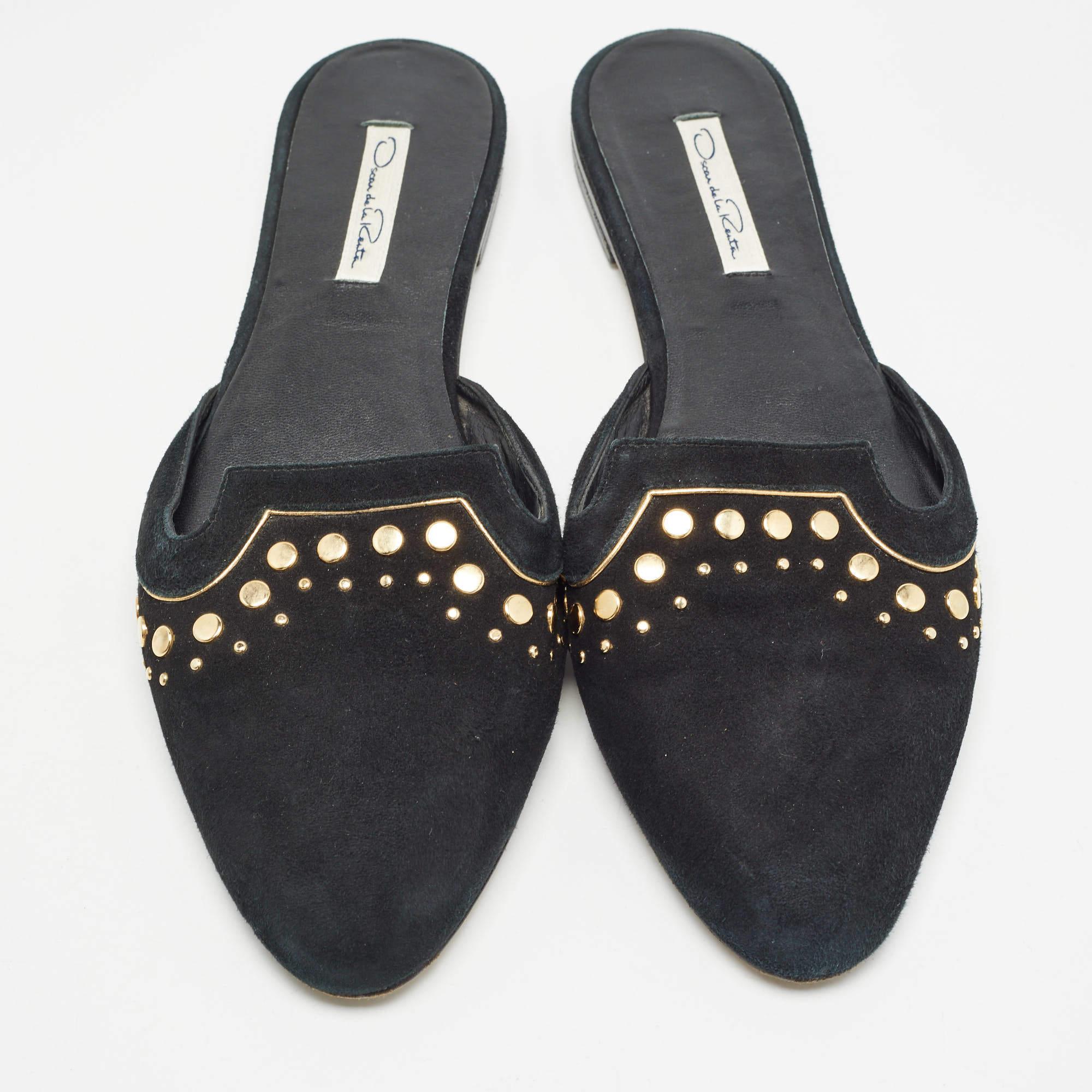 Oscar de la Renta Black Suede Studded Flat Mules Size 41 In Good Condition In Dubai, Al Qouz 2