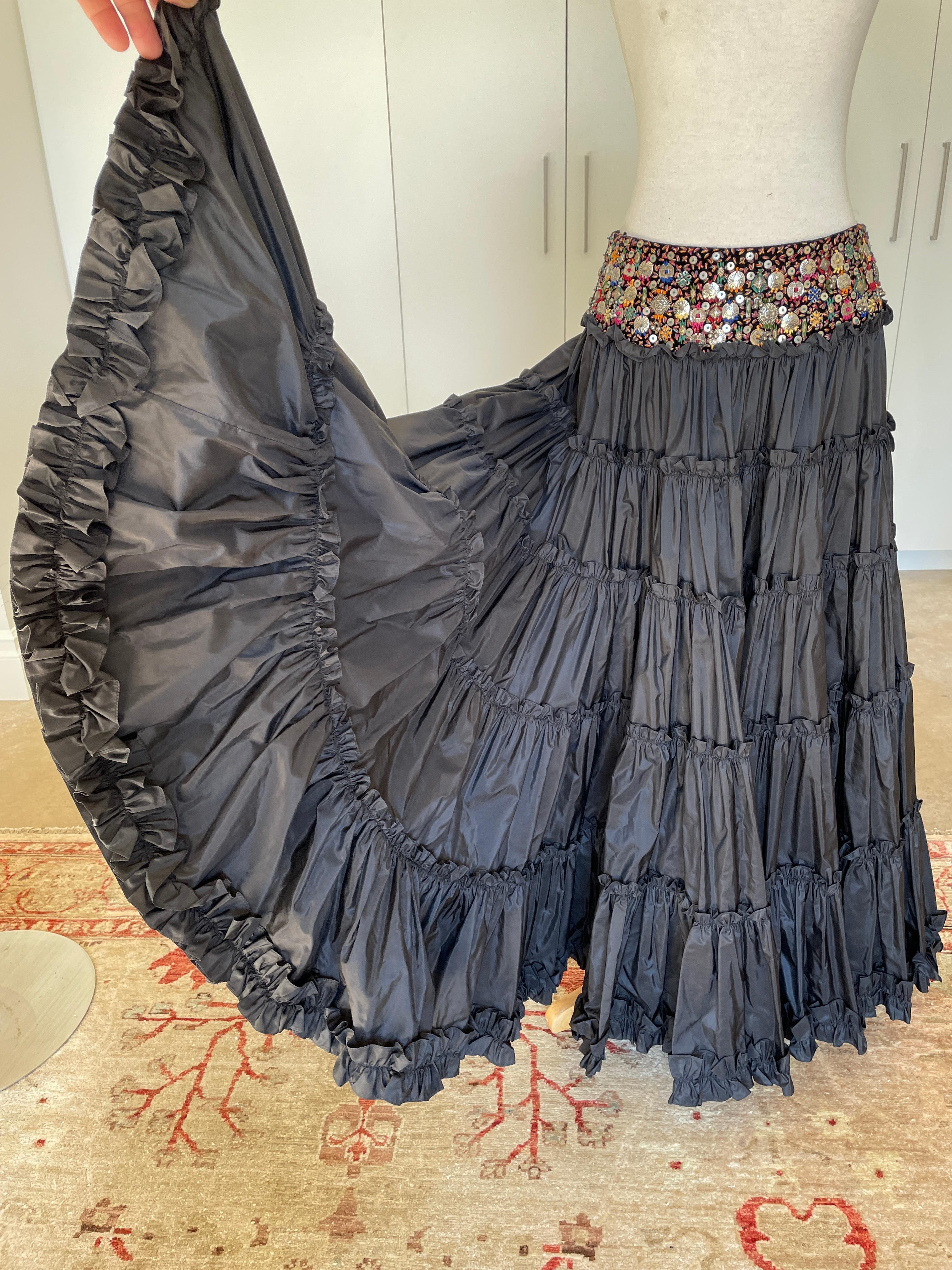 Oscar de la Renta Black Taffeta Silk Peasant Skirt with Jewel Hips For Sale 3