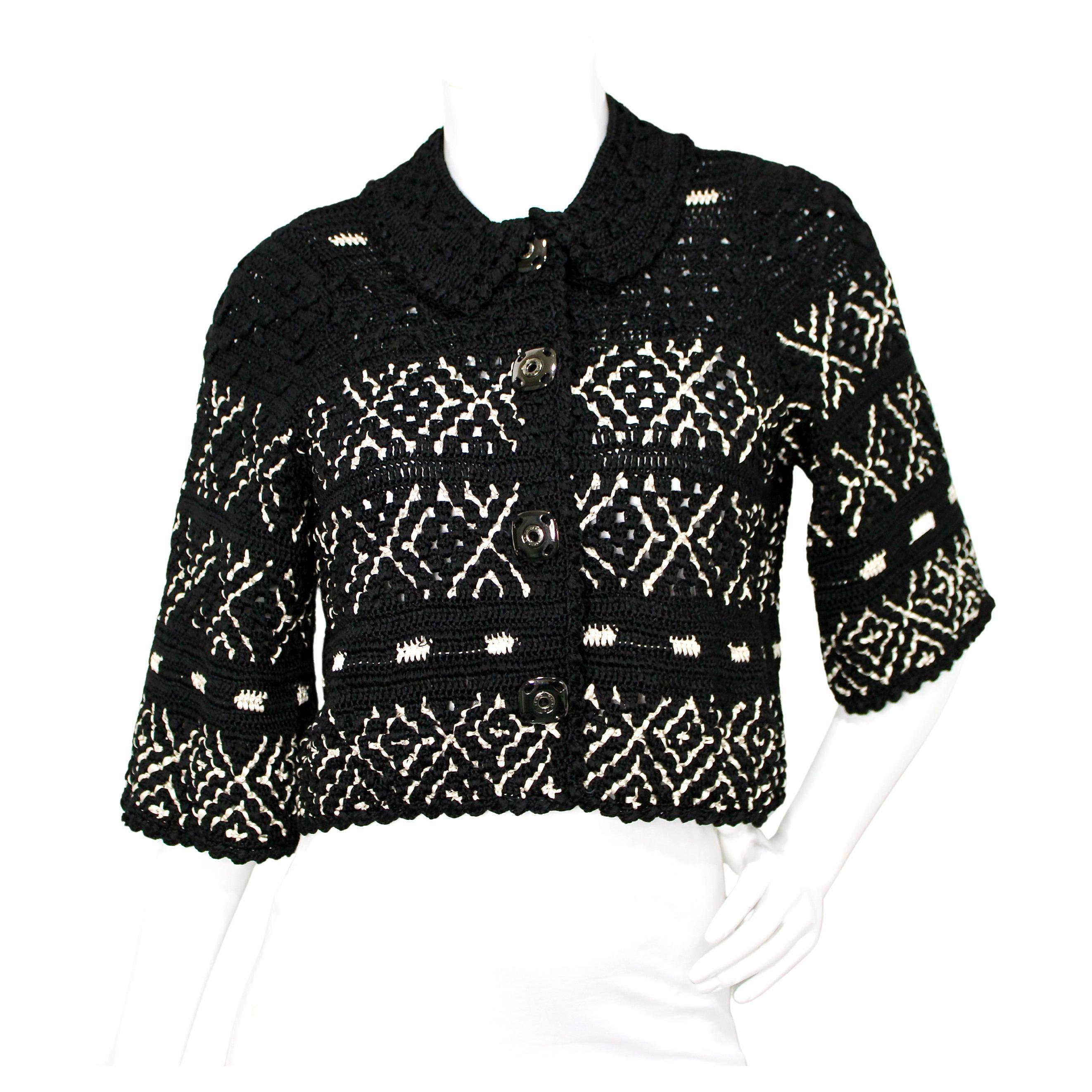 Oscar De La Renta Black & White Crochet Cropped Half-Sleeve Jacket