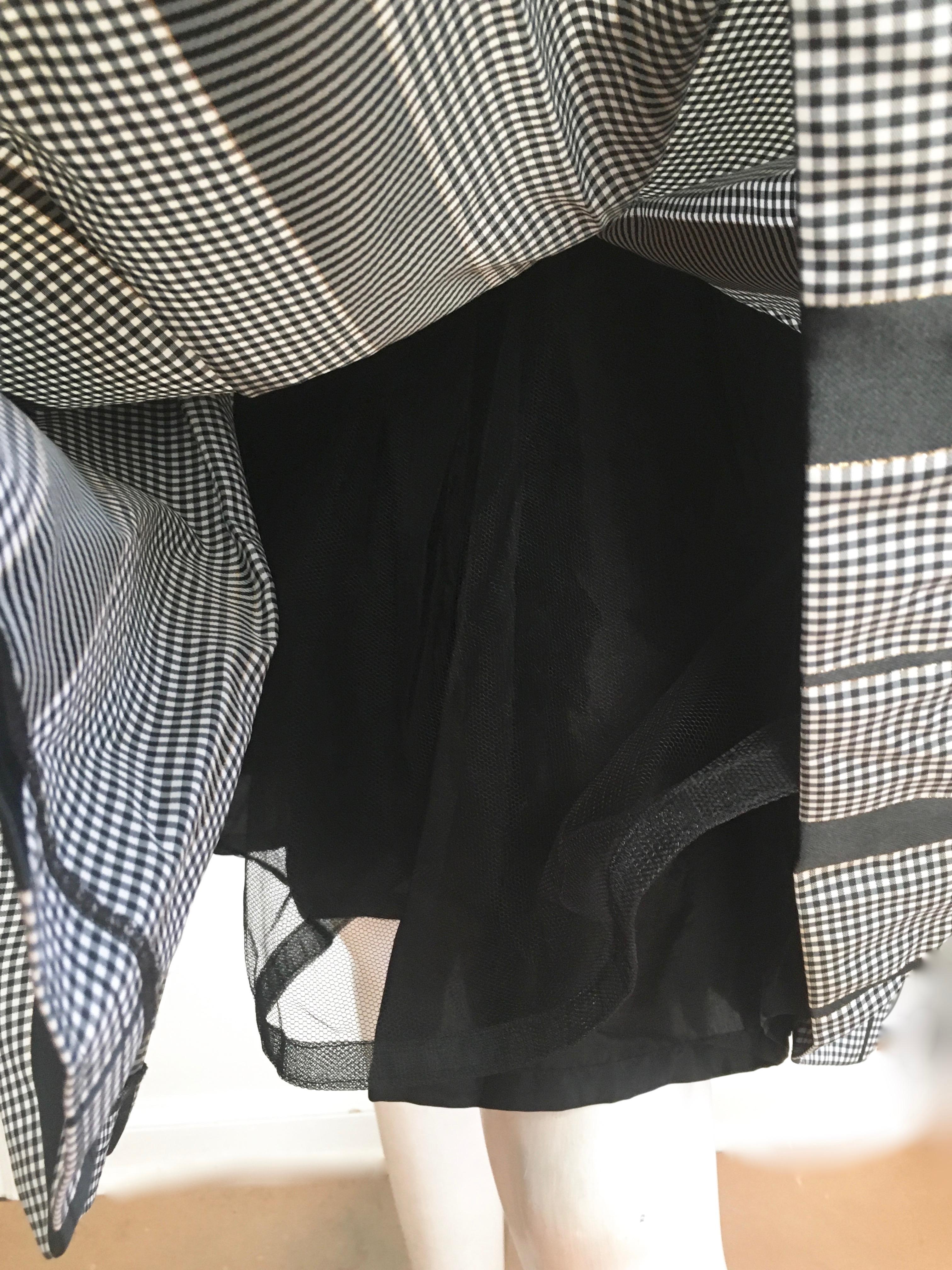 Oscar de la Renta Black & White Lace Evening Cocktail Dress Size 6. For Sale 7
