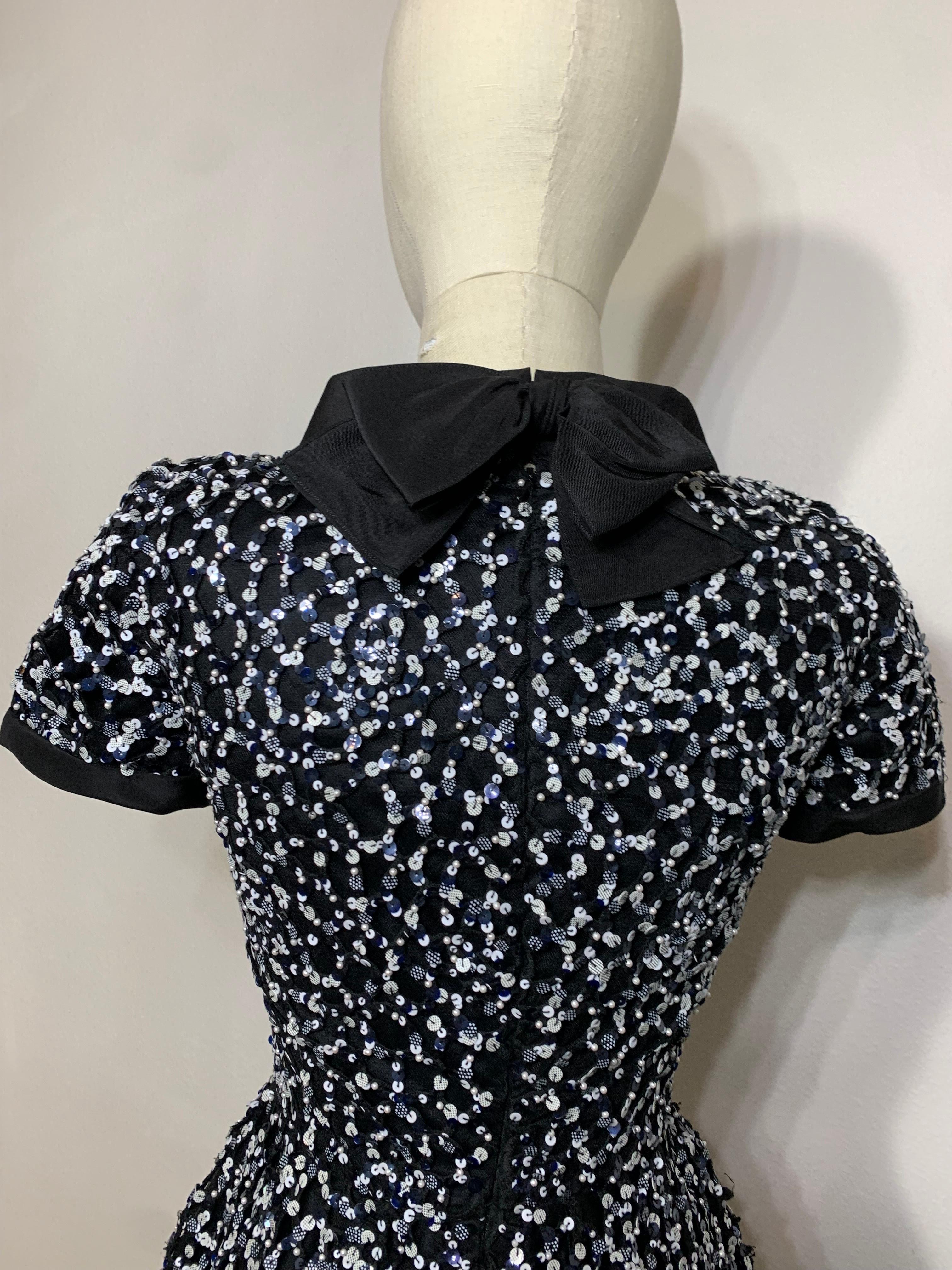 Oscar de la Renta Black & White Sequin Bell-Shaped Mini Cocktail Dress 10