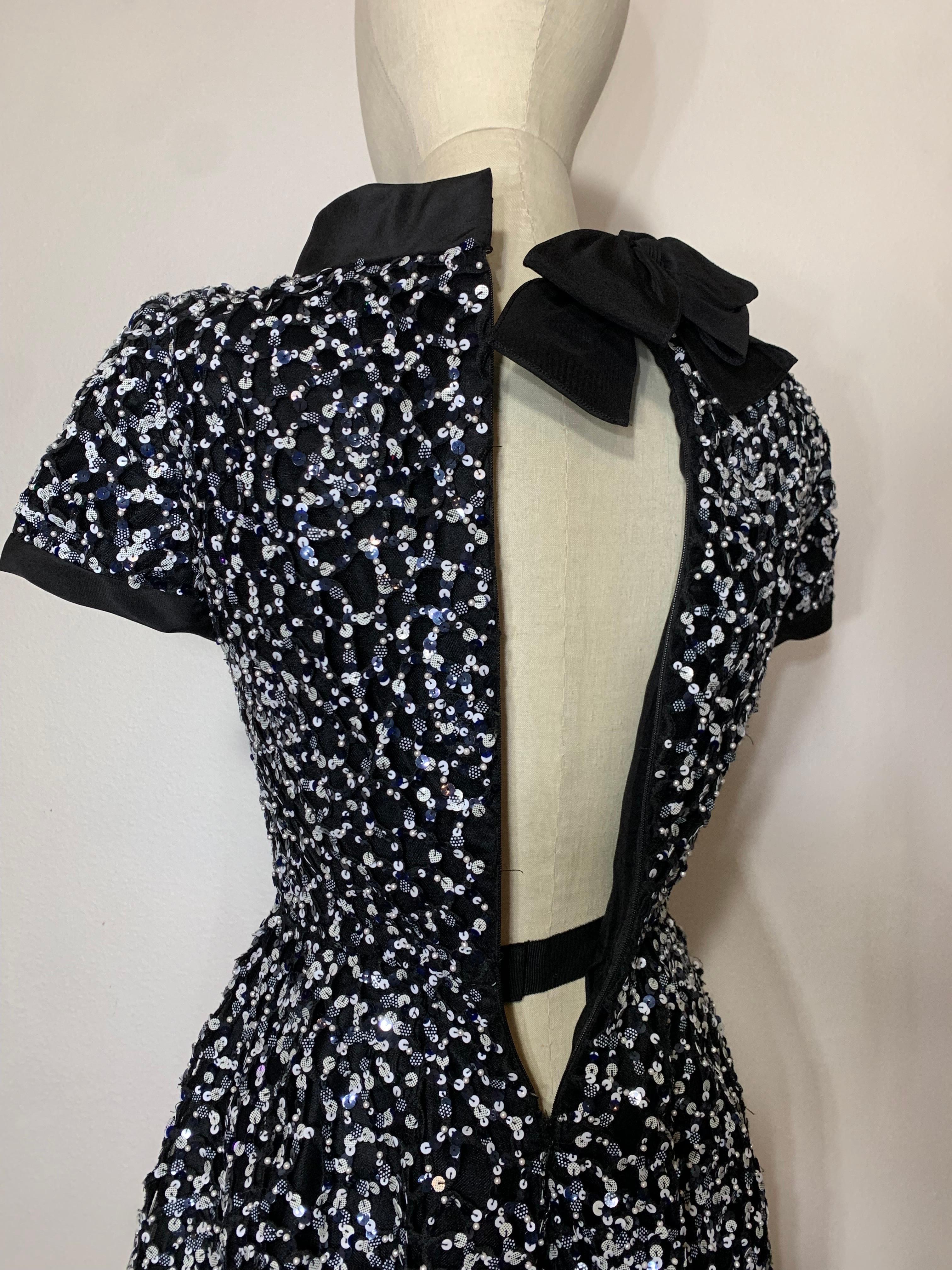 Oscar de la Renta Black & White Sequin Bell-Shaped Mini Cocktail Dress 12